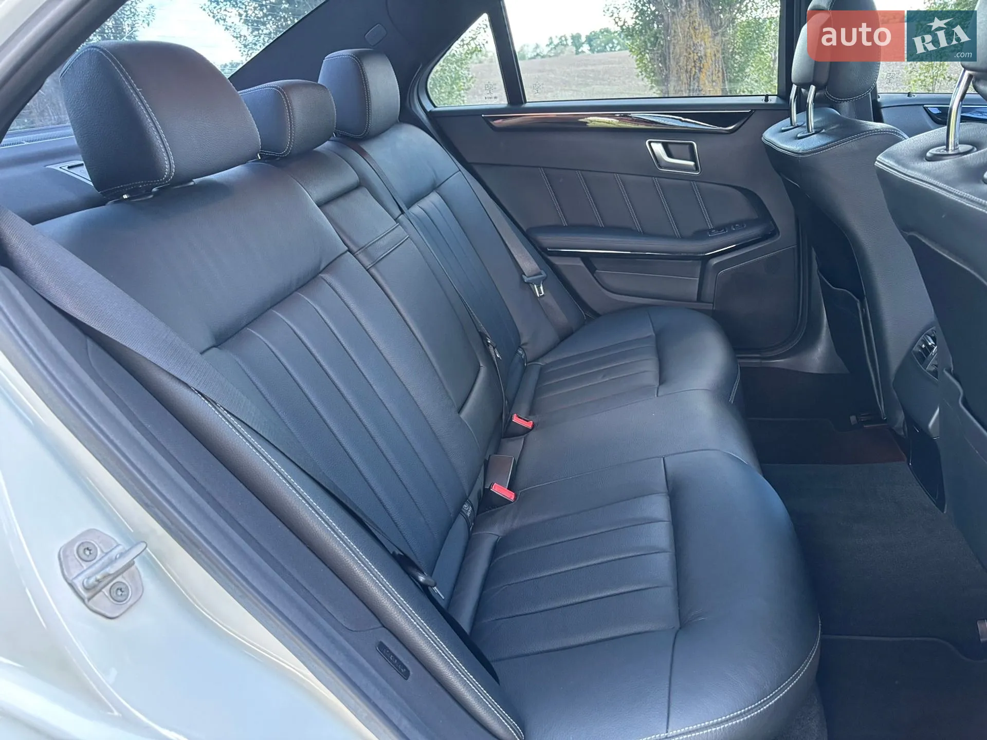 2015 Mercedes-Benz E-klasse - мініатюра 30