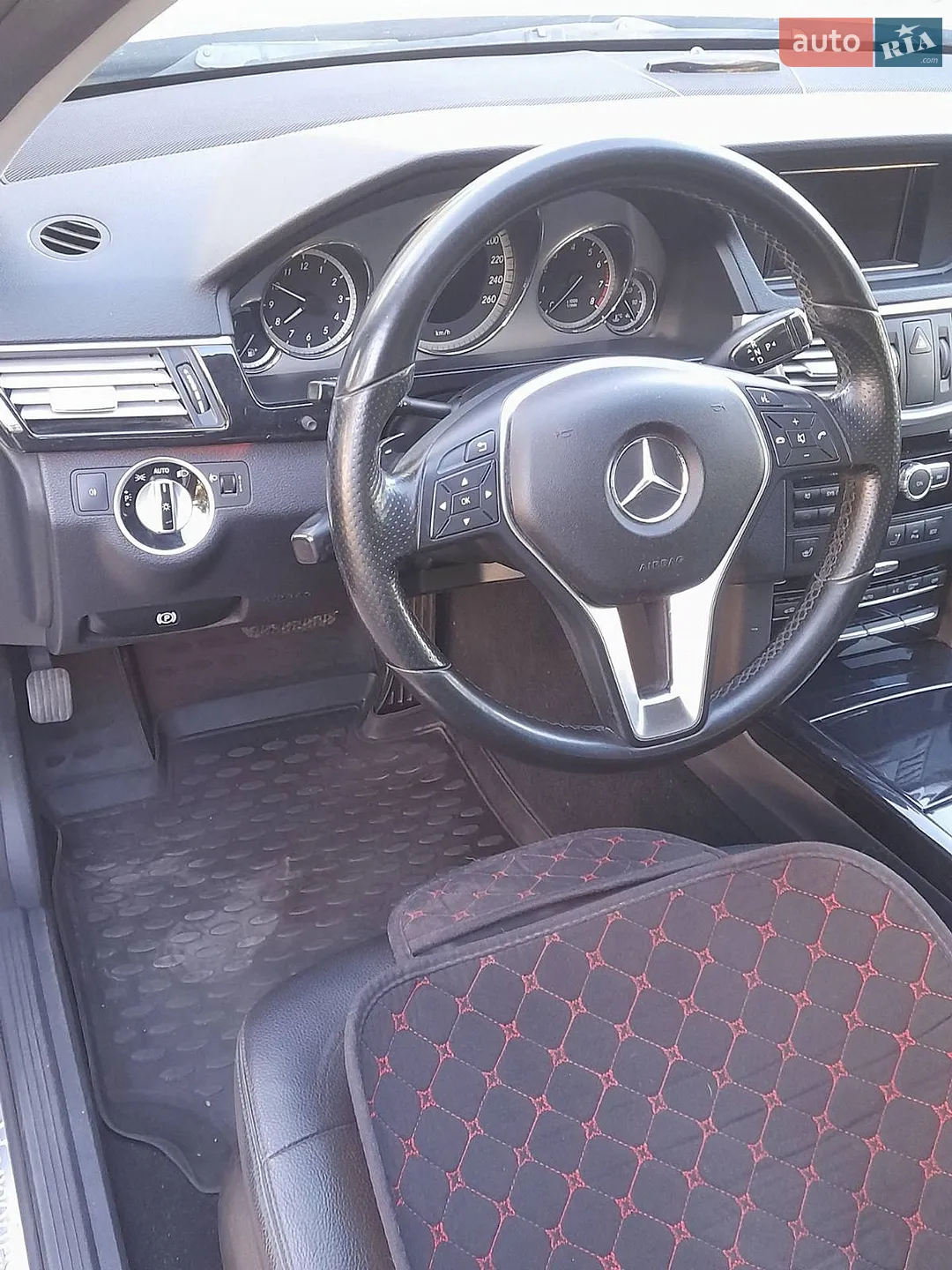 2012 Mercedes-Benz E-klasse - мініатюра 13