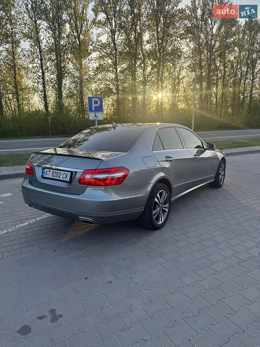 2011 Mercedes-Benz E-klasse - мініатюра 11