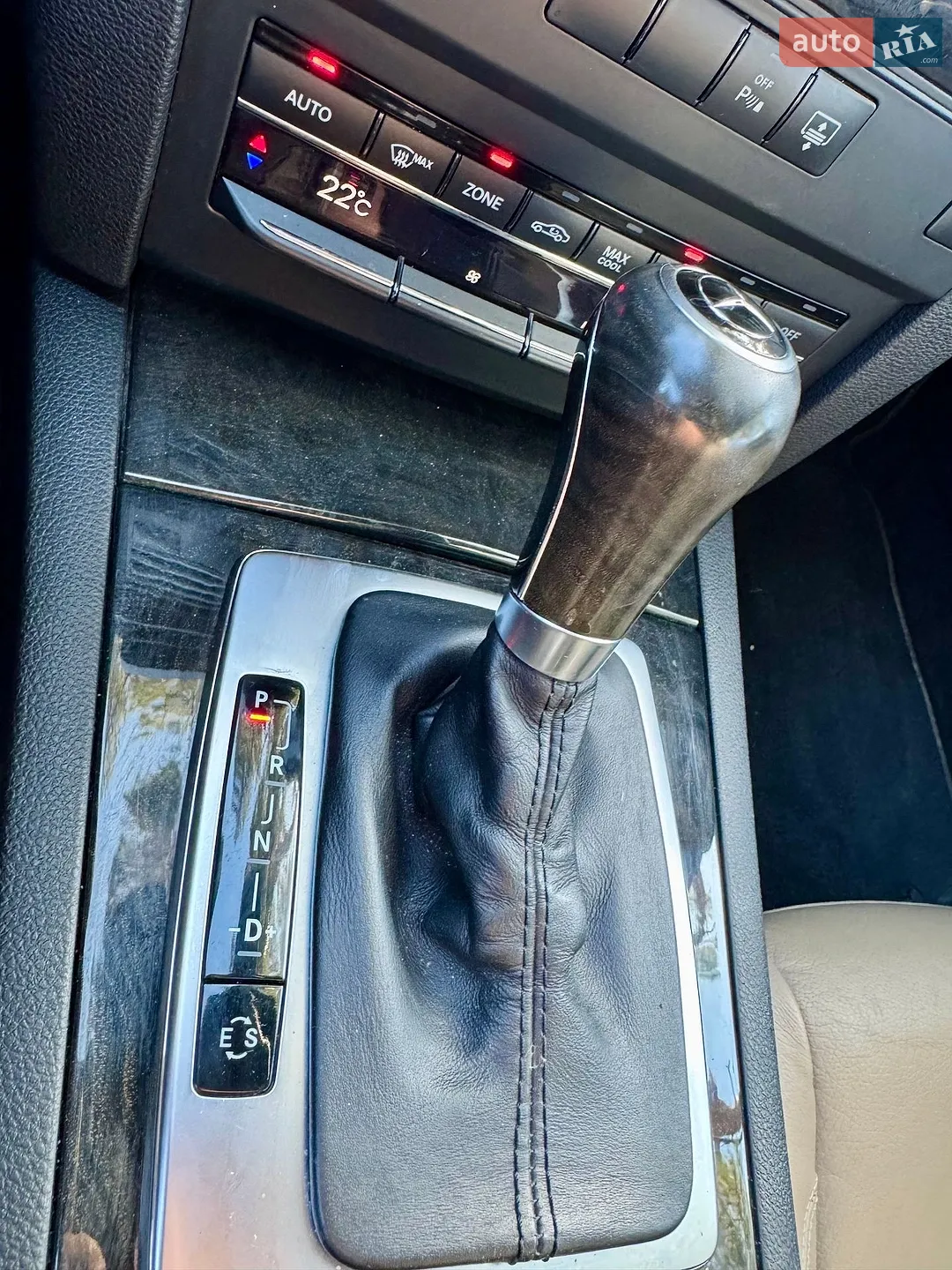 2012 Mercedes-Benz E-klasse - мініатюра 26