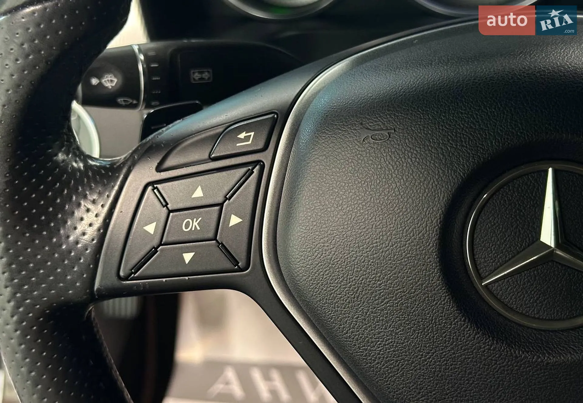 2015 Mercedes-Benz E-klasse - мініатюра 18