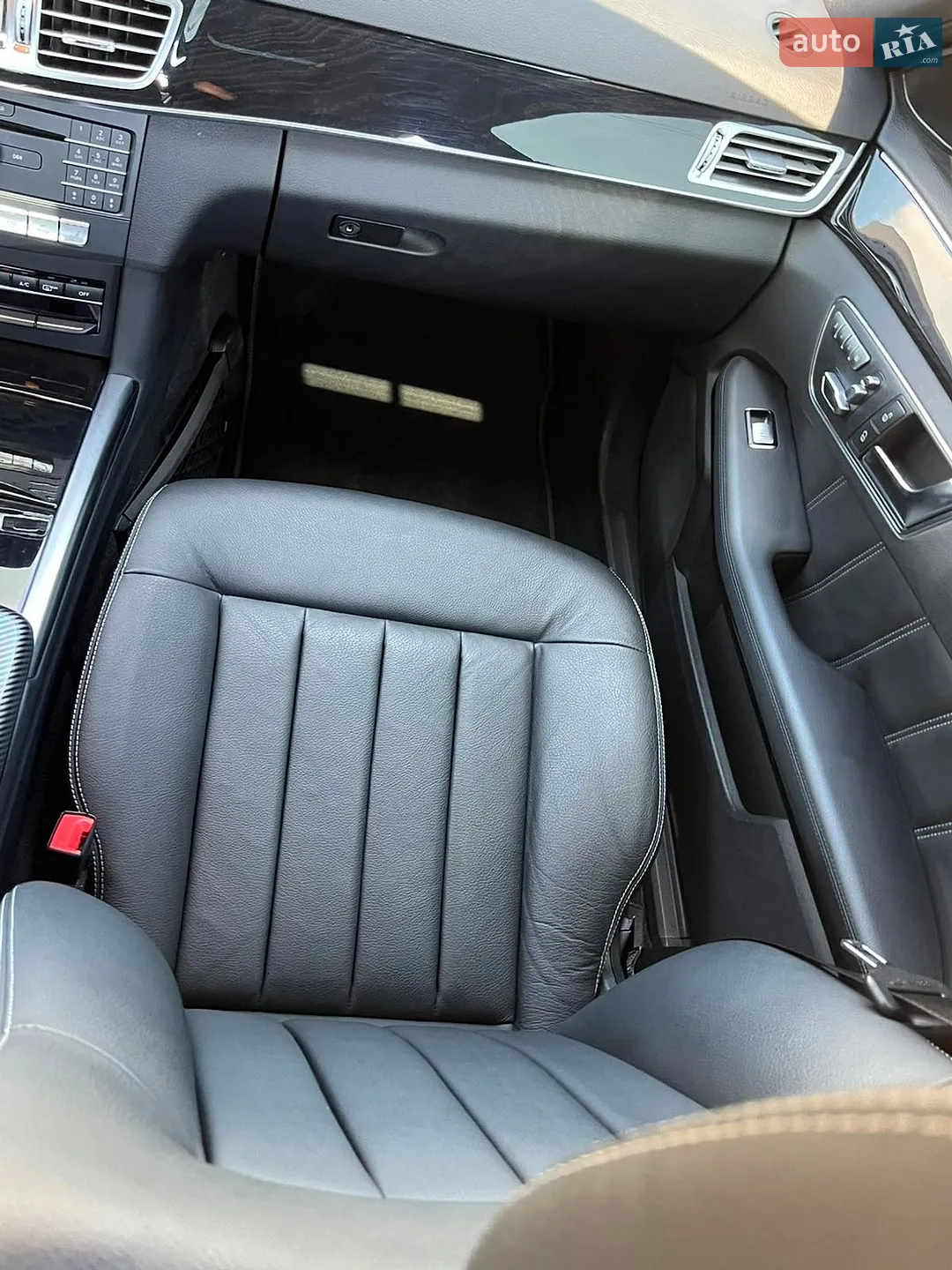 2016 Mercedes-Benz E-klasse - мініатюра 38