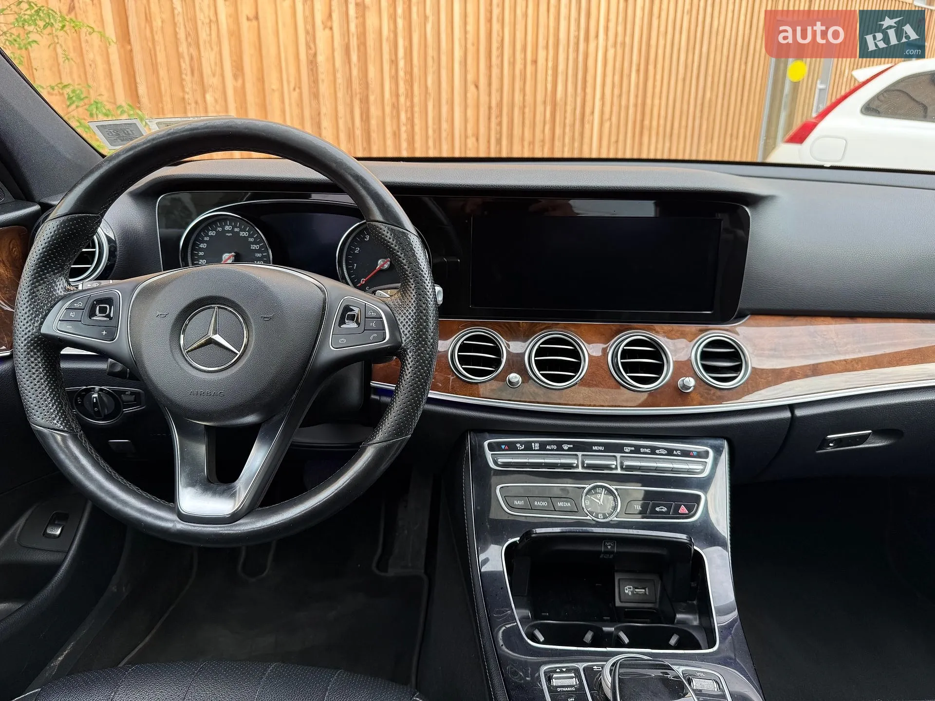 2017 Mercedes-Benz E-klasse - мініатюра 41