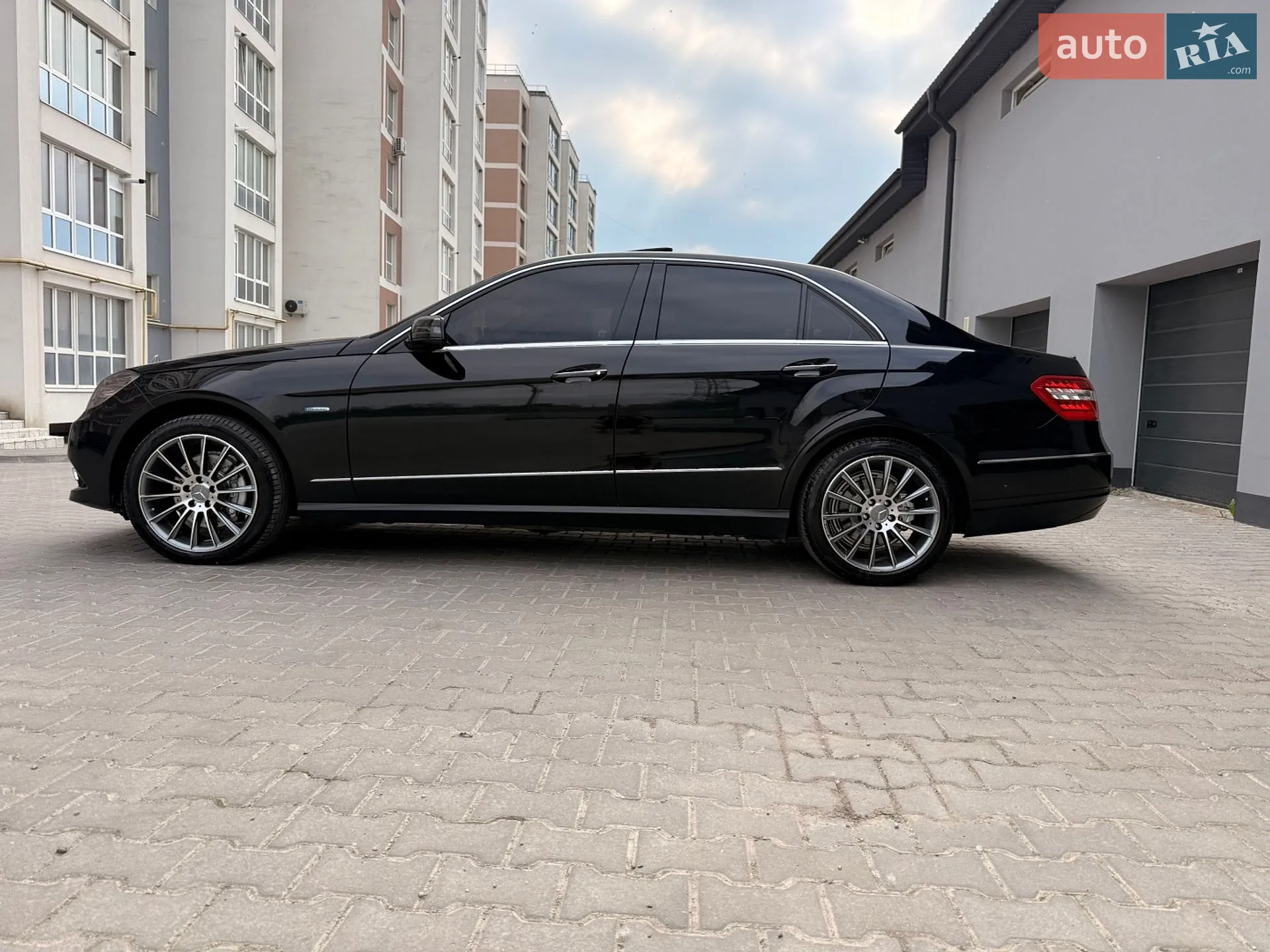 2010 Mercedes-Benz E-klasse - мініатюра 5