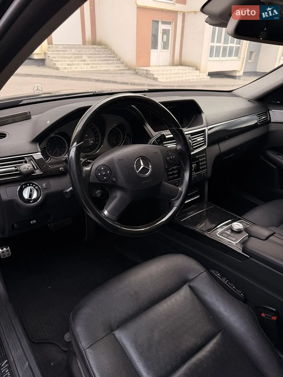 2010 Mercedes-Benz E-klasse - мініатюра 16