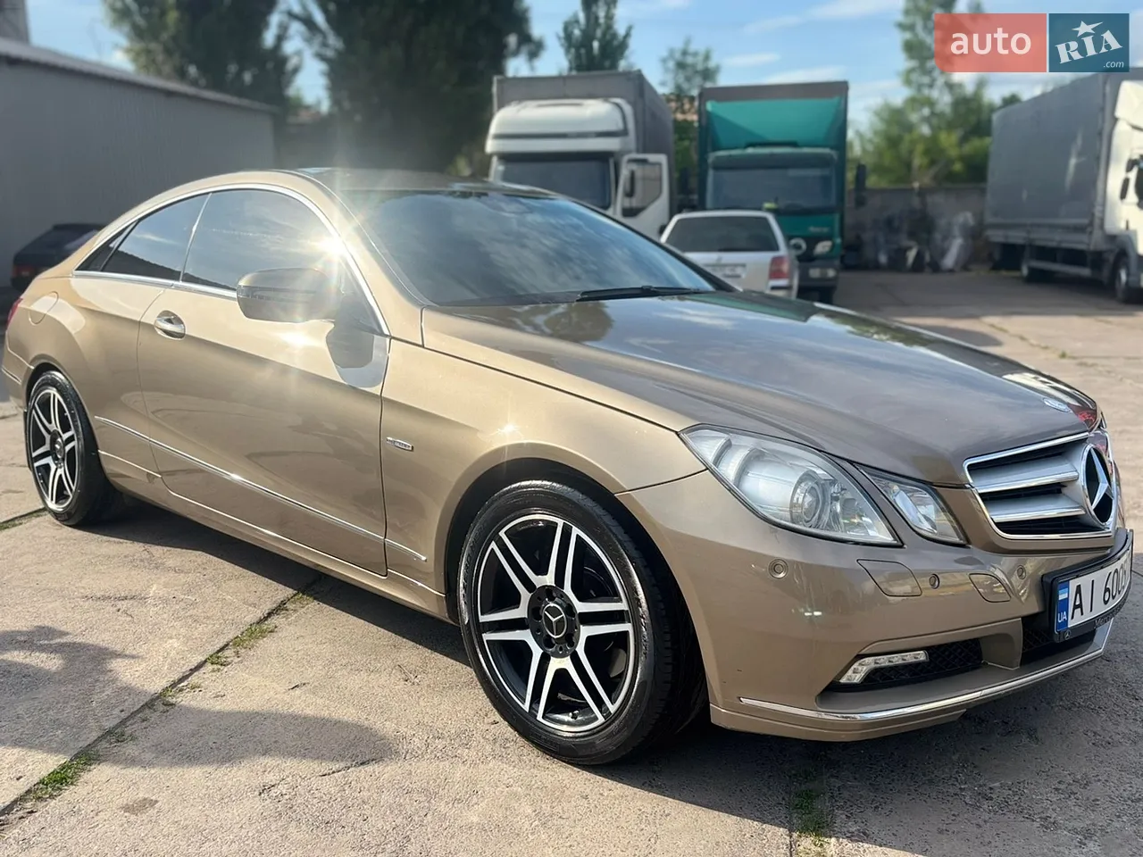 2010 Mercedes-Benz E-klasse - мініатюра 25