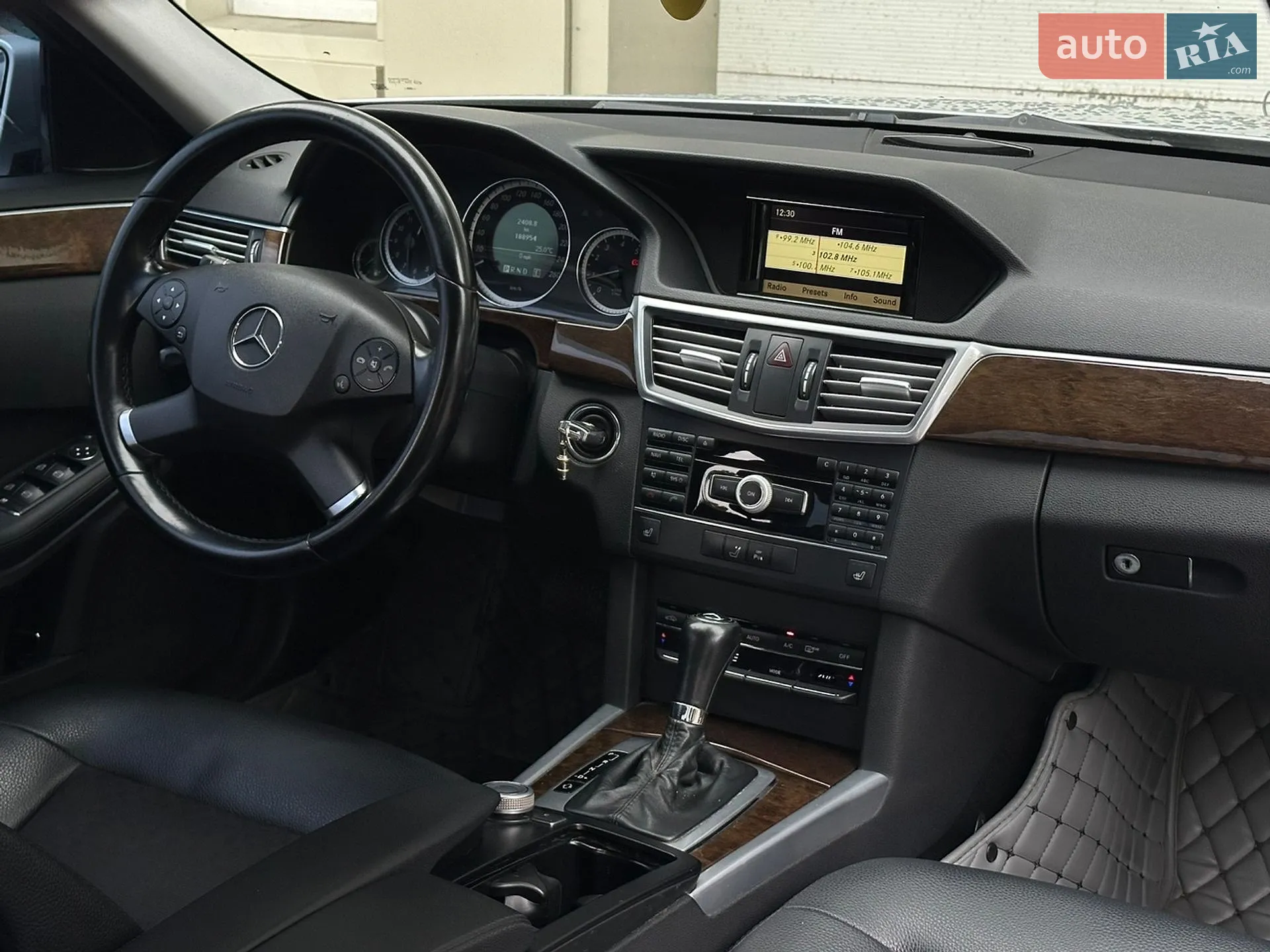 2010 Mercedes-Benz E-klasse - мініатюра 10