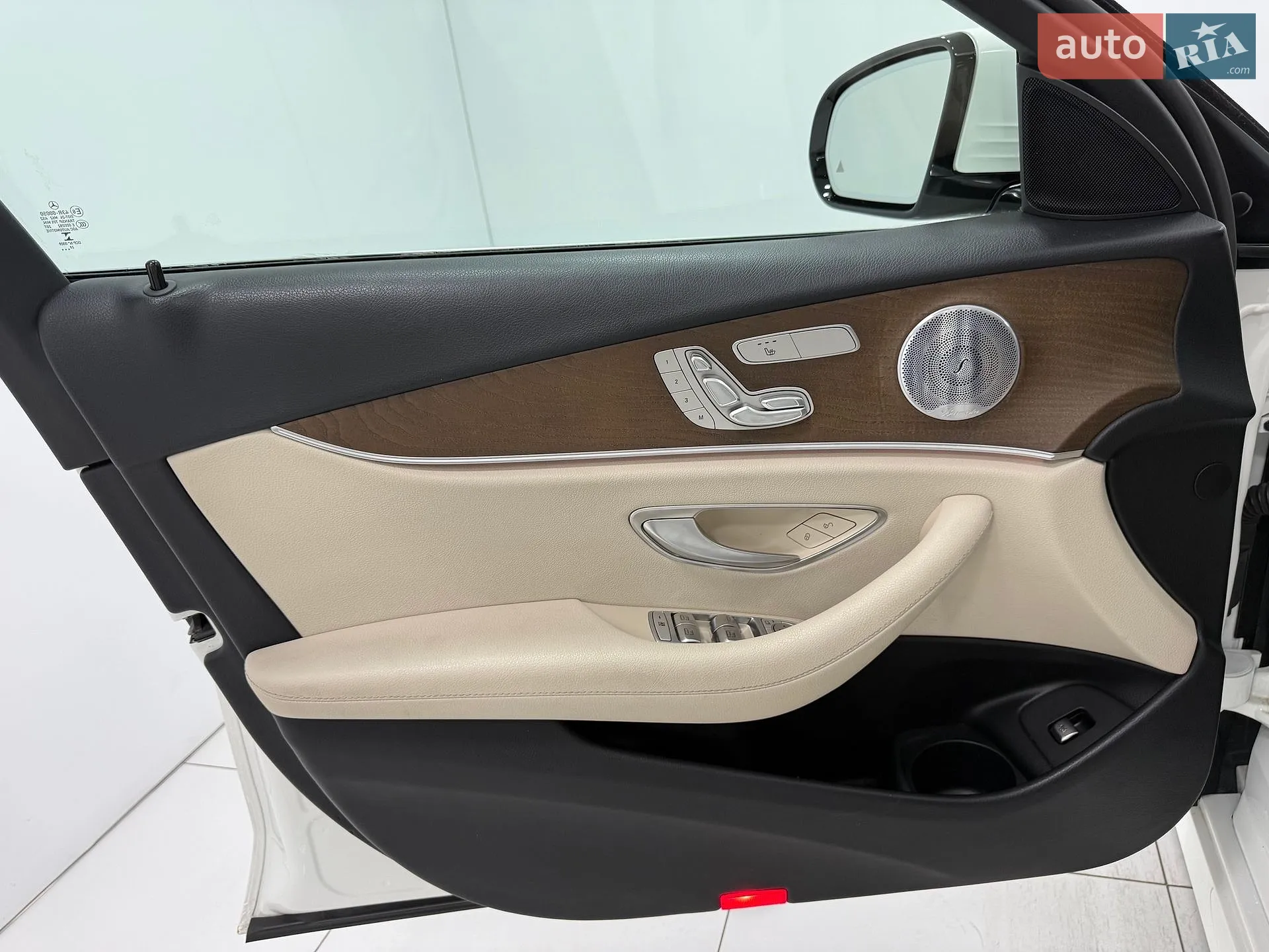 2020 Mercedes-Benz E-klasse - мініатюра 37