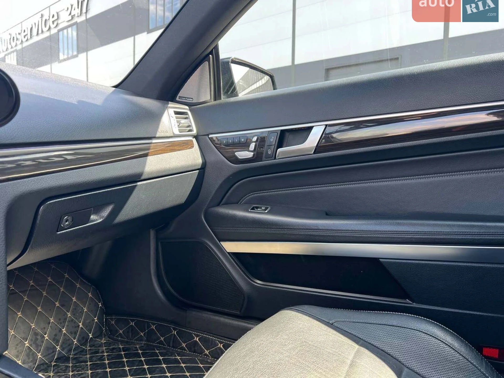 2016 Mercedes-Benz E-klasse - мініатюра 36