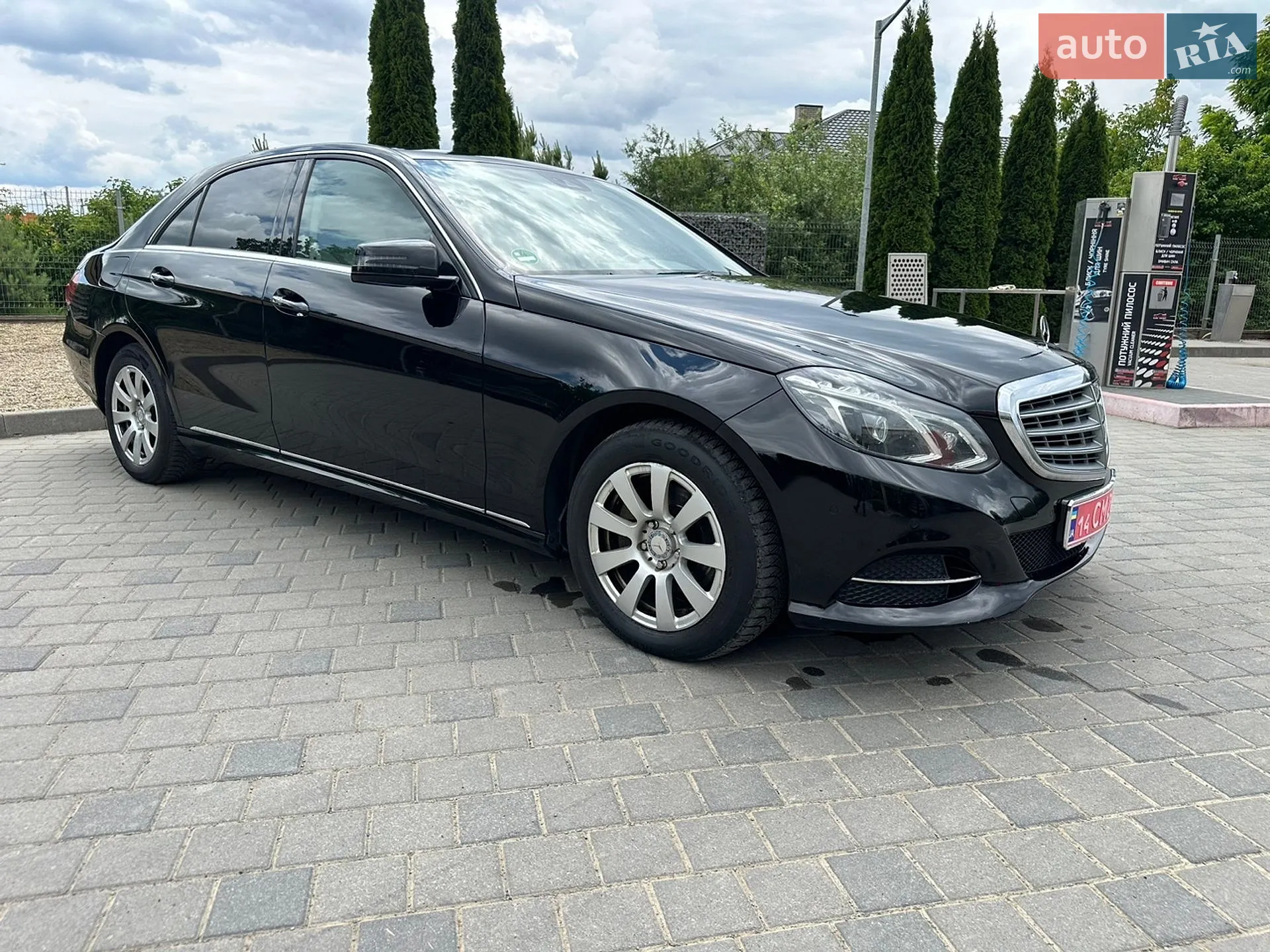 2013 Mercedes-Benz E-klasse - мініатюра 2