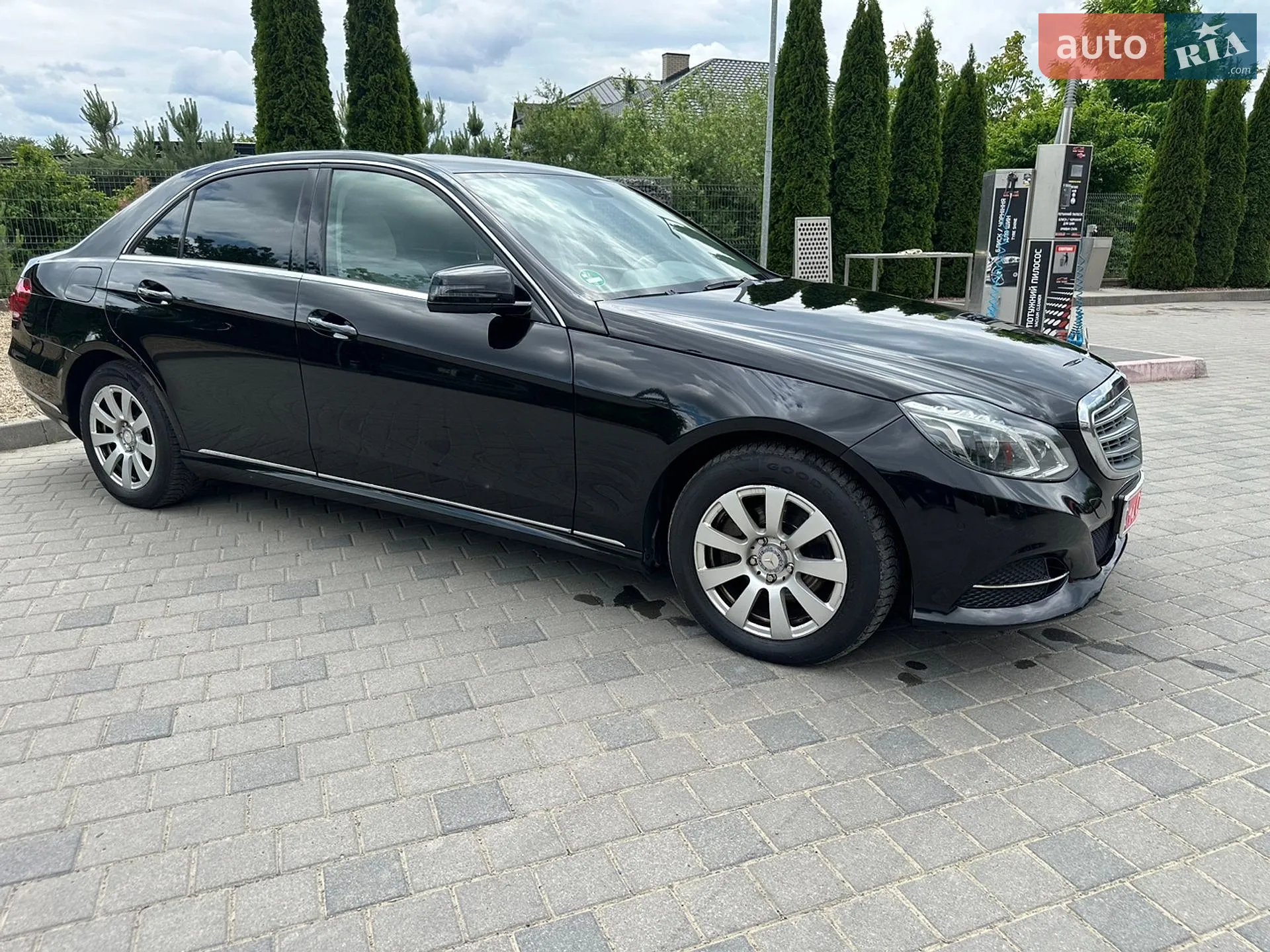 2013 Mercedes-Benz E-klasse - мініатюра 3