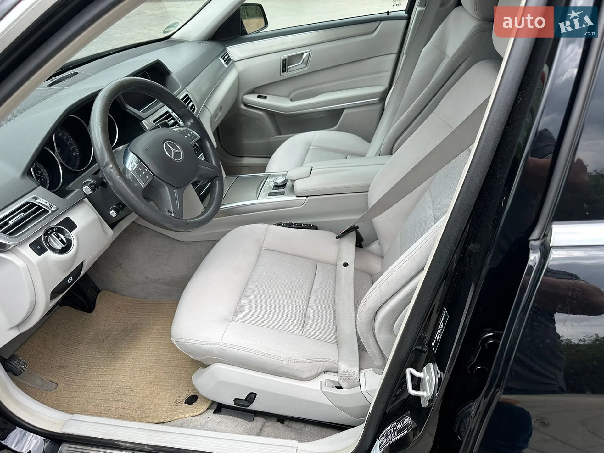 2013 Mercedes-Benz E-klasse - мініатюра 34