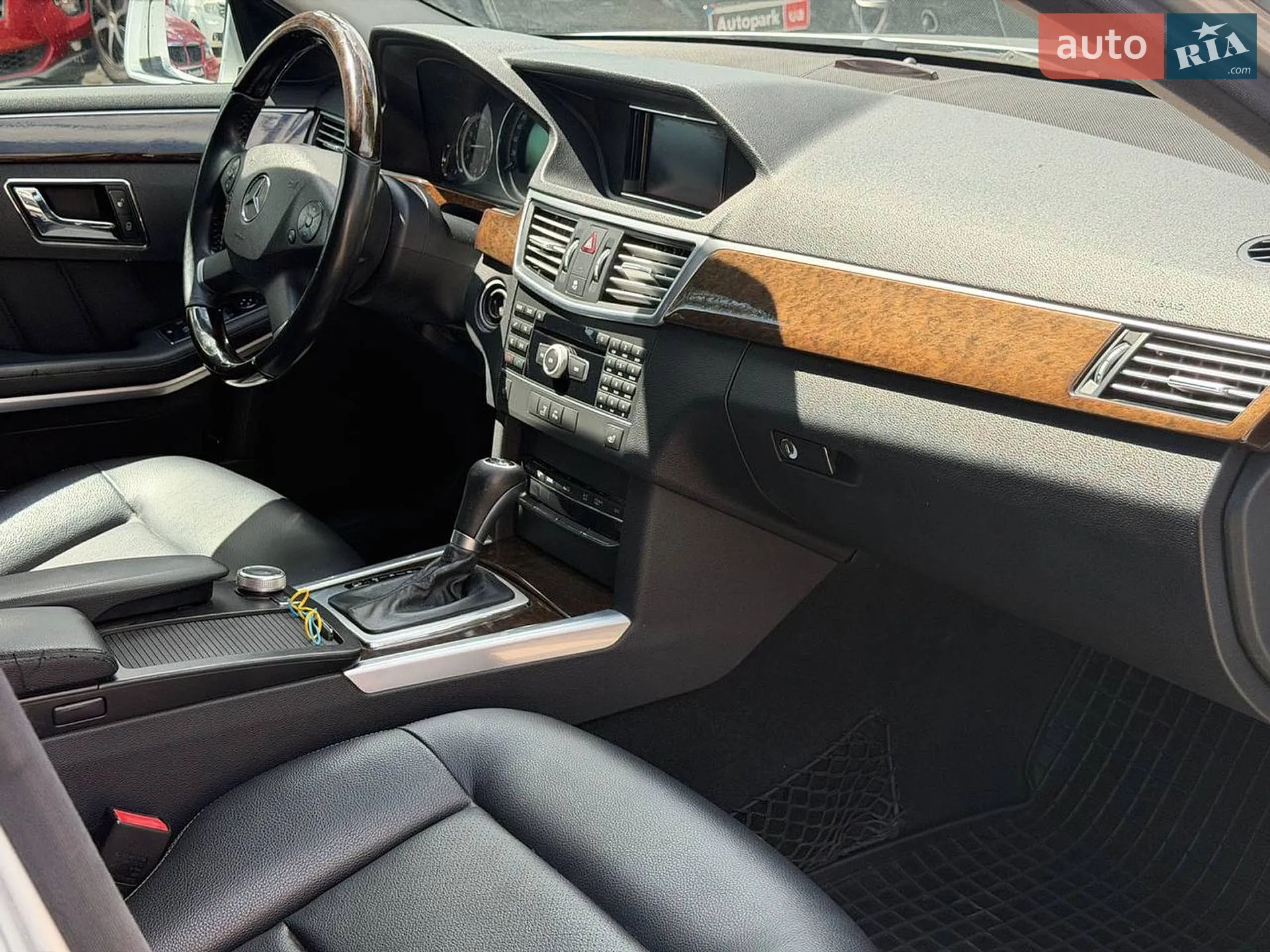 2010 Mercedes-Benz E-klasse - мініатюра 7