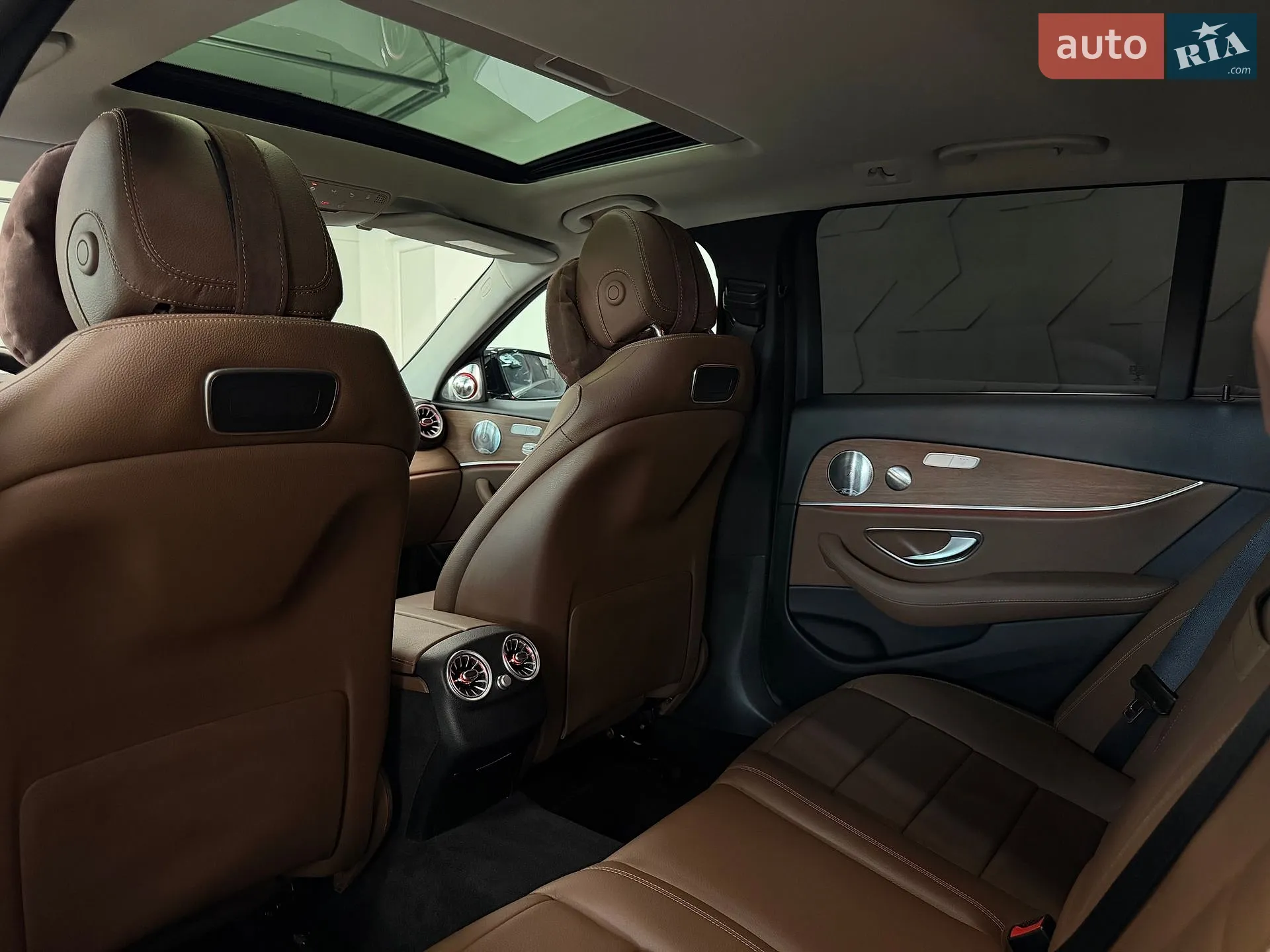 2022 Mercedes-Benz E-klasse - мініатюра 41