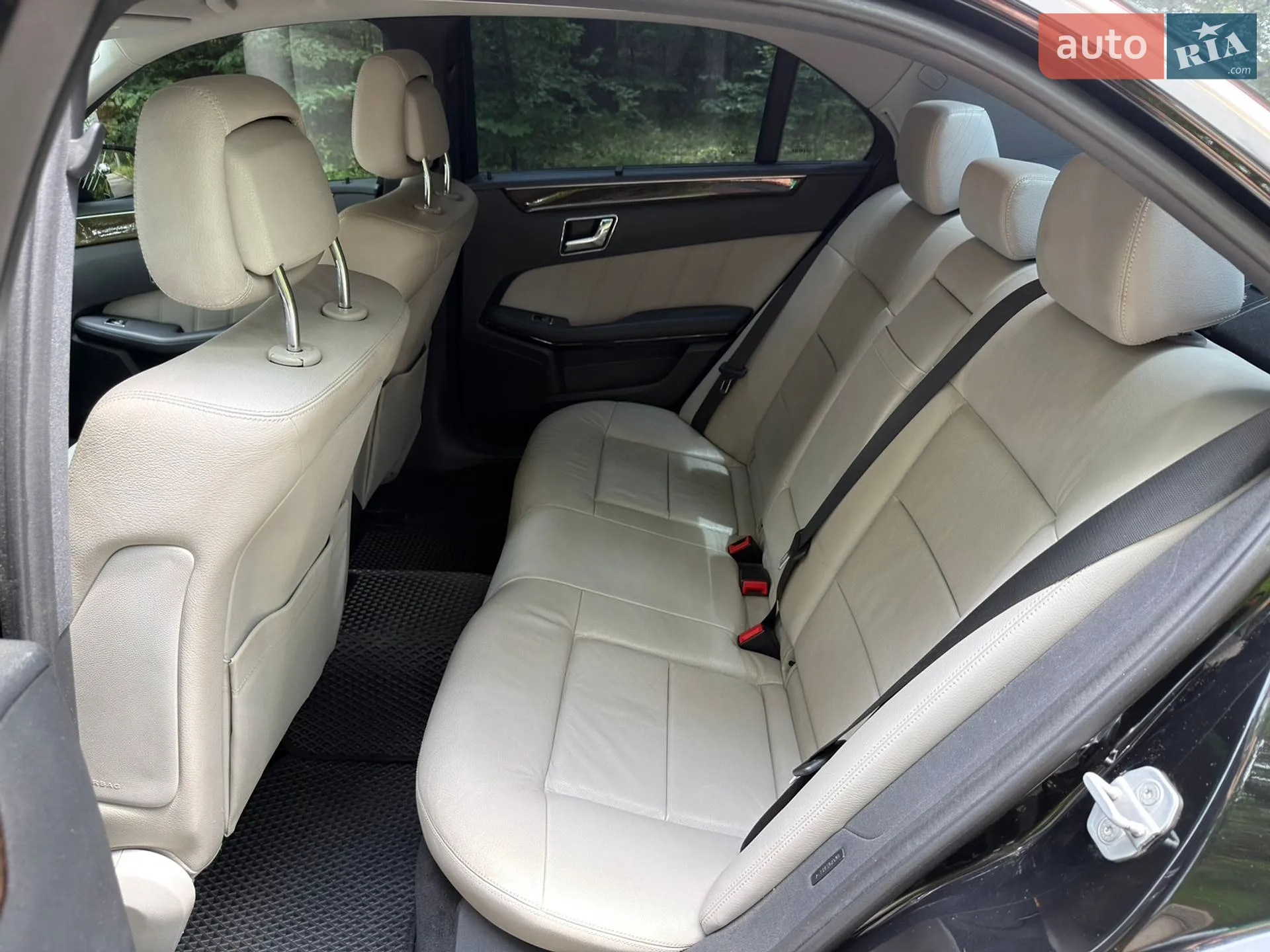 2010 Mercedes-Benz E-klasse - мініатюра 8