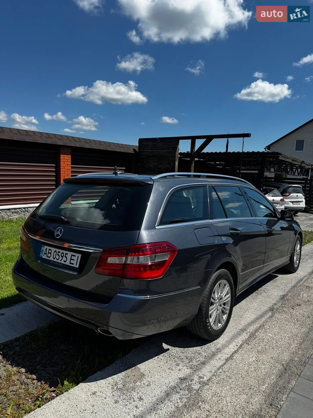 2010 Mercedes-Benz E-klasse - мініатюра 3