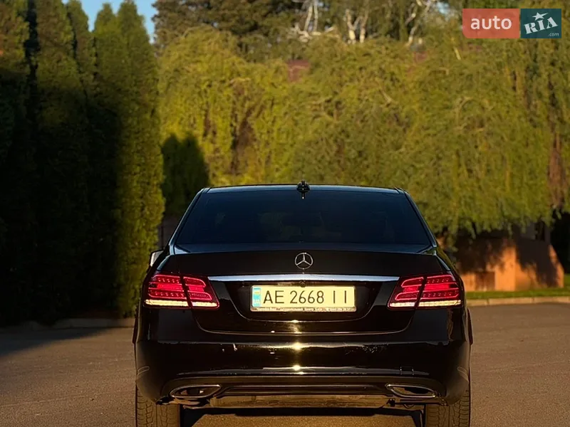 Mercedes-Benz E-Class 2011 VIN WDD2120411A496077 фото оголошення 18 з 68