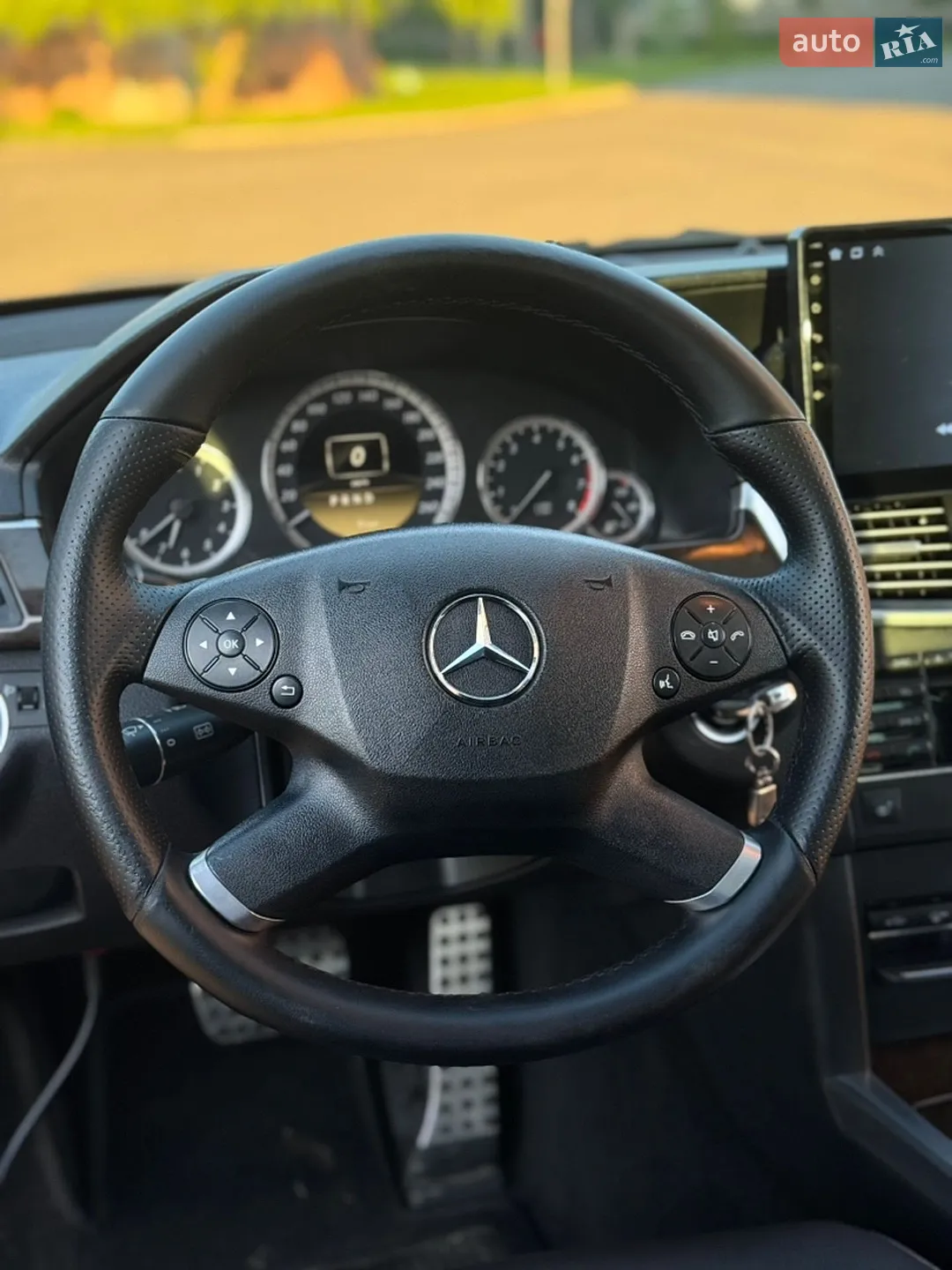 2011 Mercedes-Benz E-klasse - мініатюра 33