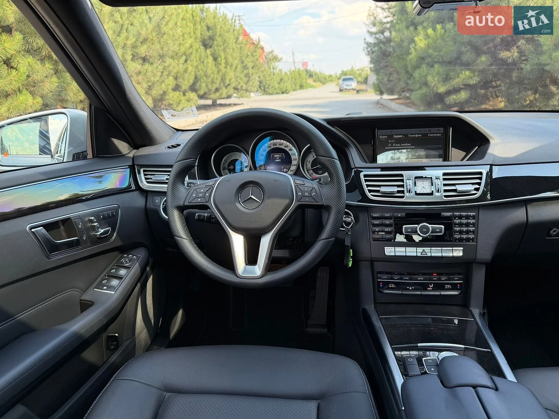2014 Mercedes-Benz E-klasse - мініатюра 21