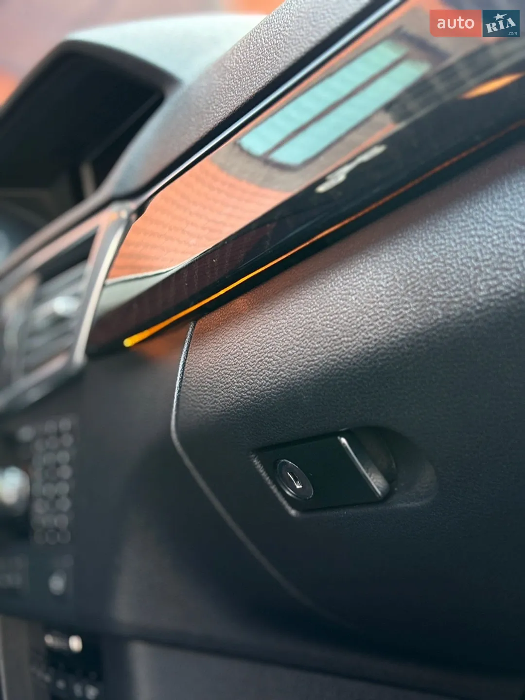 2012 Mercedes-Benz E-klasse - мініатюра 16