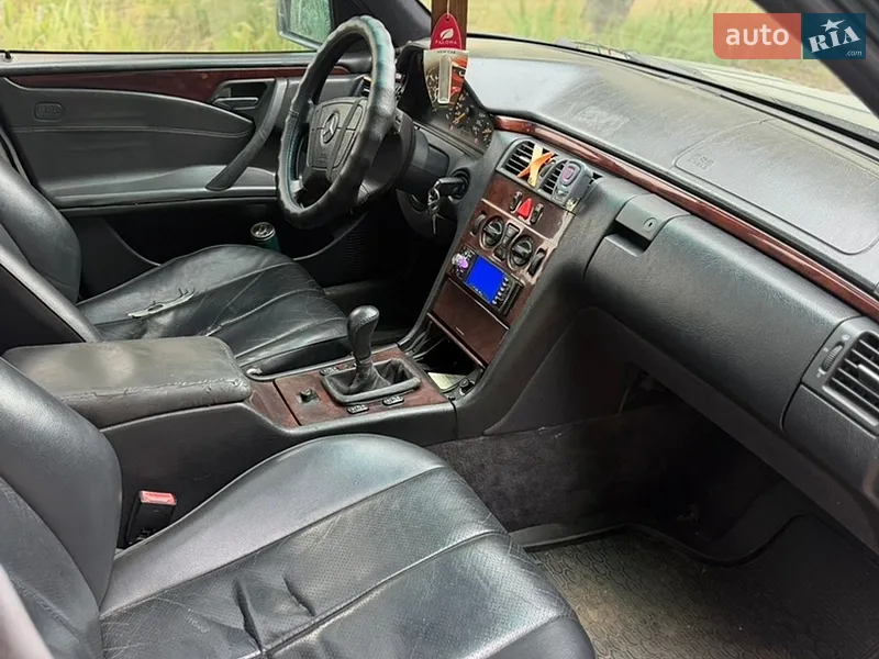 Mercedes-Benz E-Class 1996 VIN WDB2100351A140735 фото оголошення 9 з 39