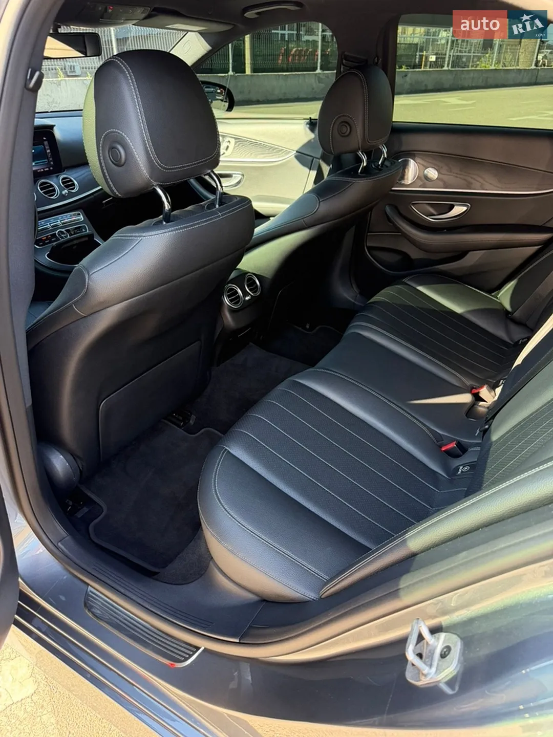2020 Mercedes-Benz E-klasse - мініатюра 12