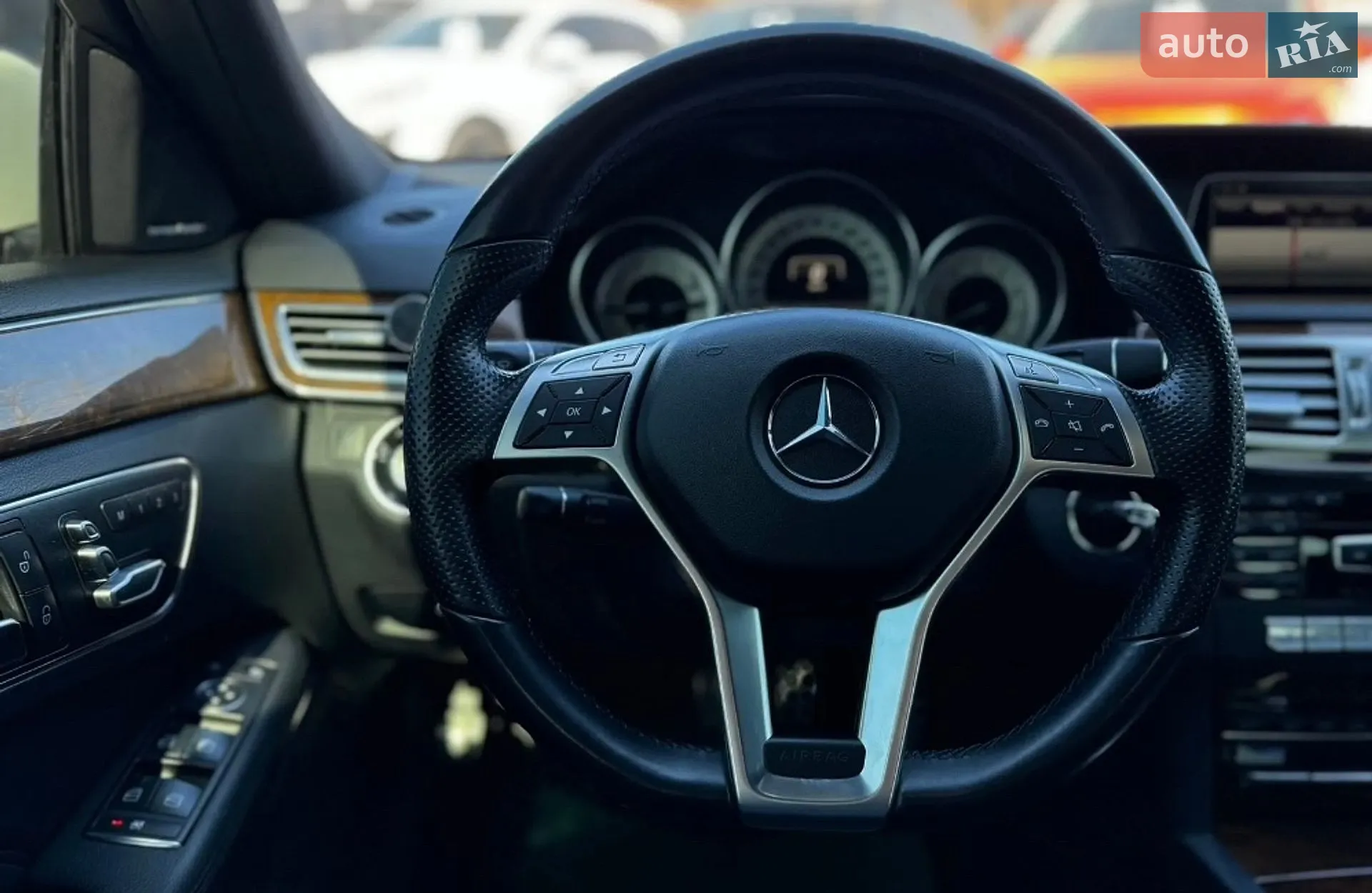 2013 Mercedes-Benz E-klasse - мініатюра 28