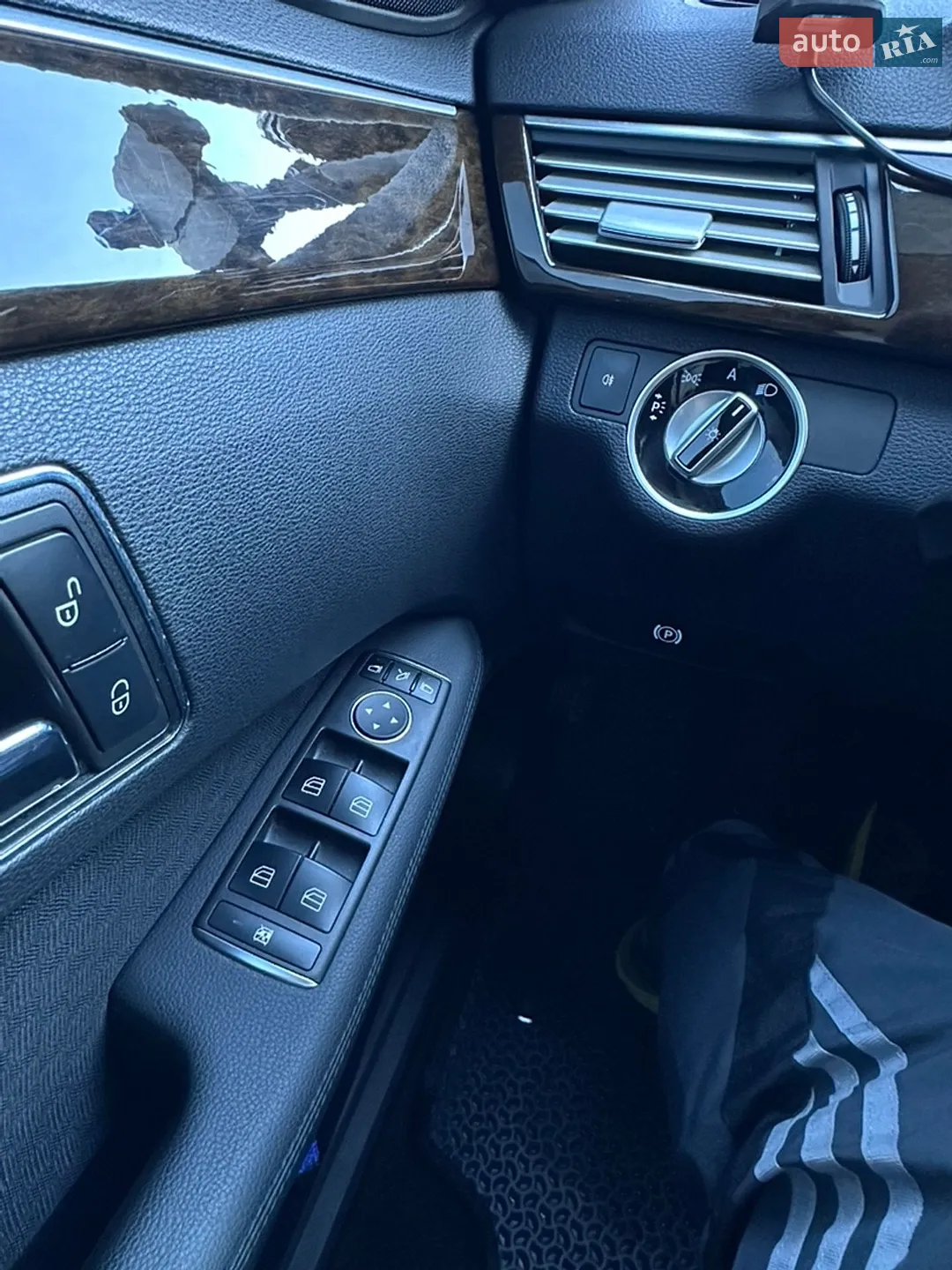 2010 Mercedes-Benz E-klasse - мініатюра 22