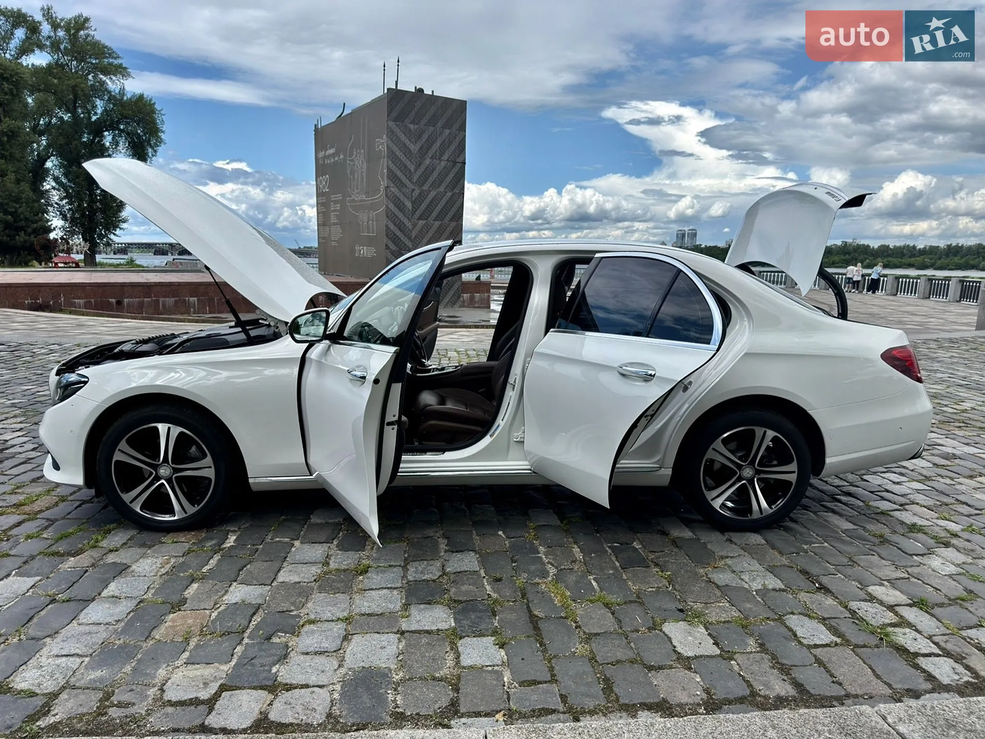 2016 Mercedes-Benz E-klasse - мініатюра 110