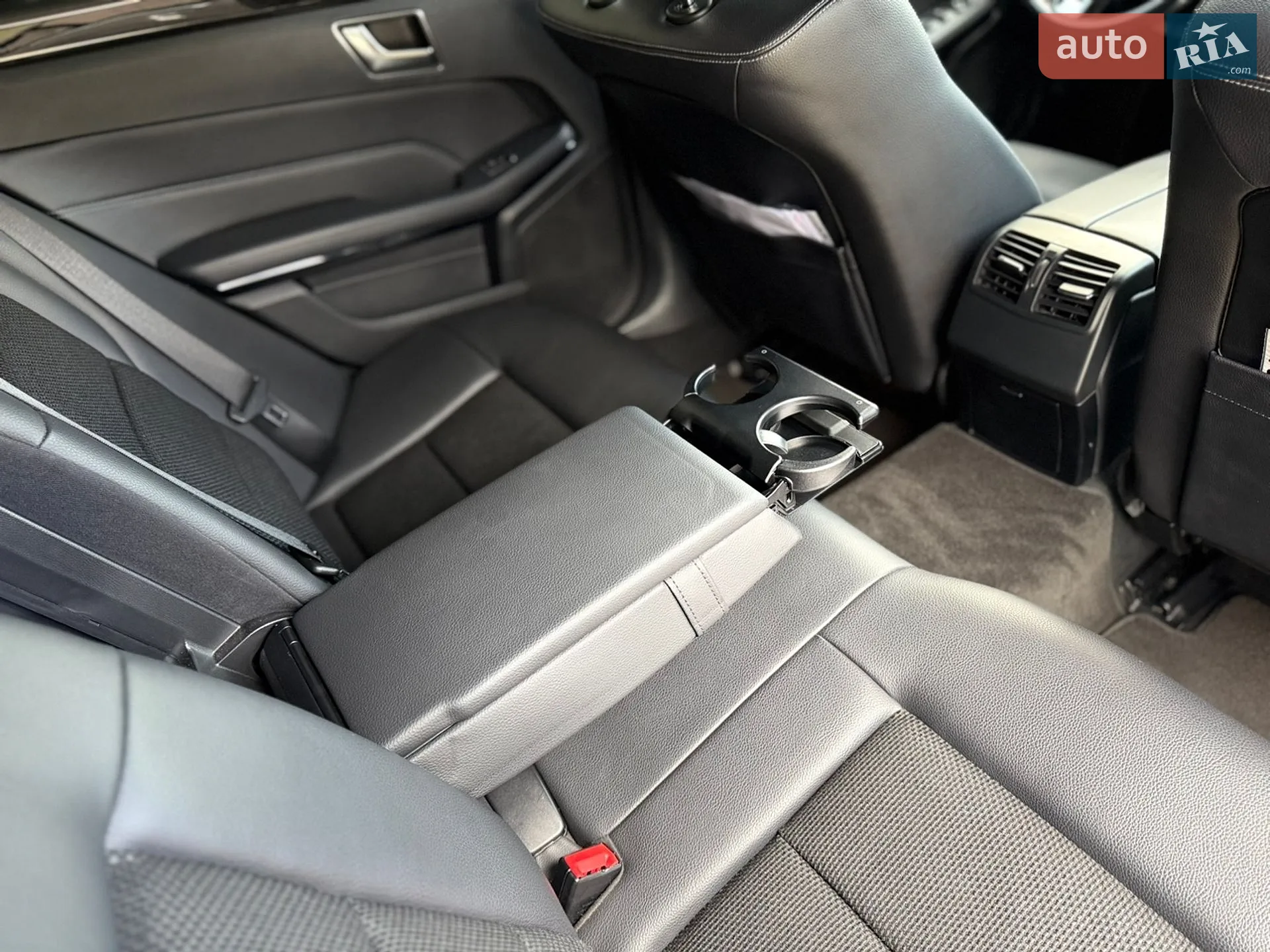 2014 Mercedes-Benz E-klasse - мініатюра 87