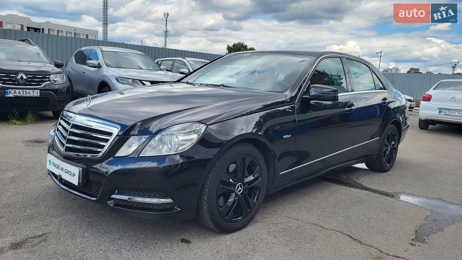 2012 Mercedes-Benz E-klasse - фото 1
