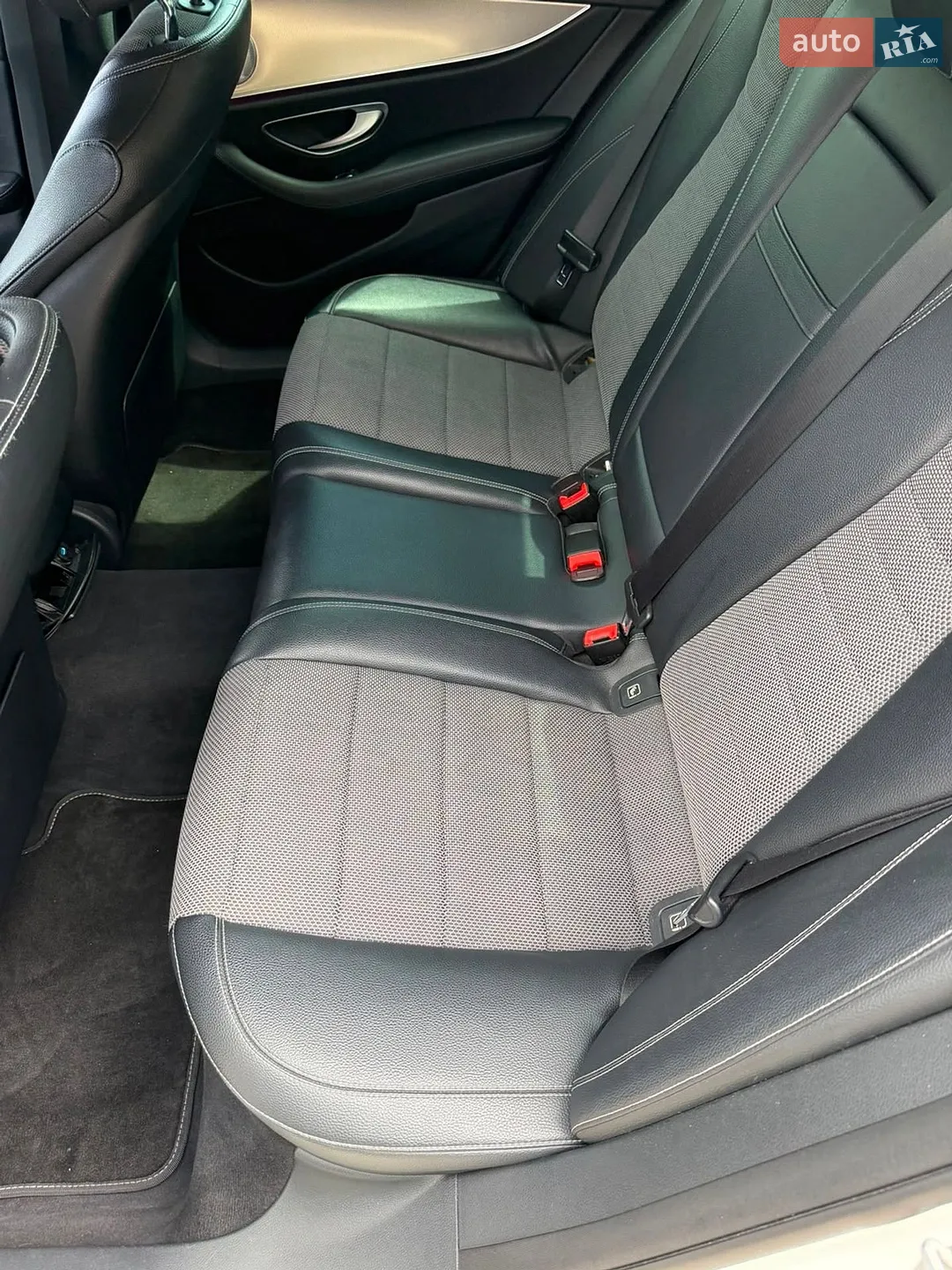 2016 Mercedes-Benz E-klasse - мініатюра 22