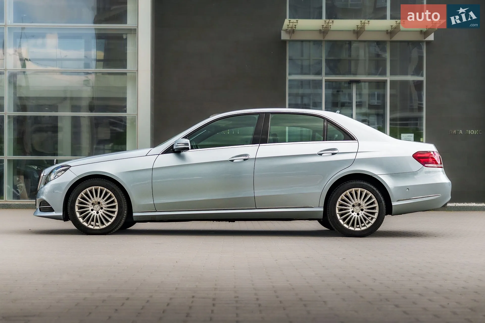 2013 Mercedes-Benz E-klasse - мініатюра 7
