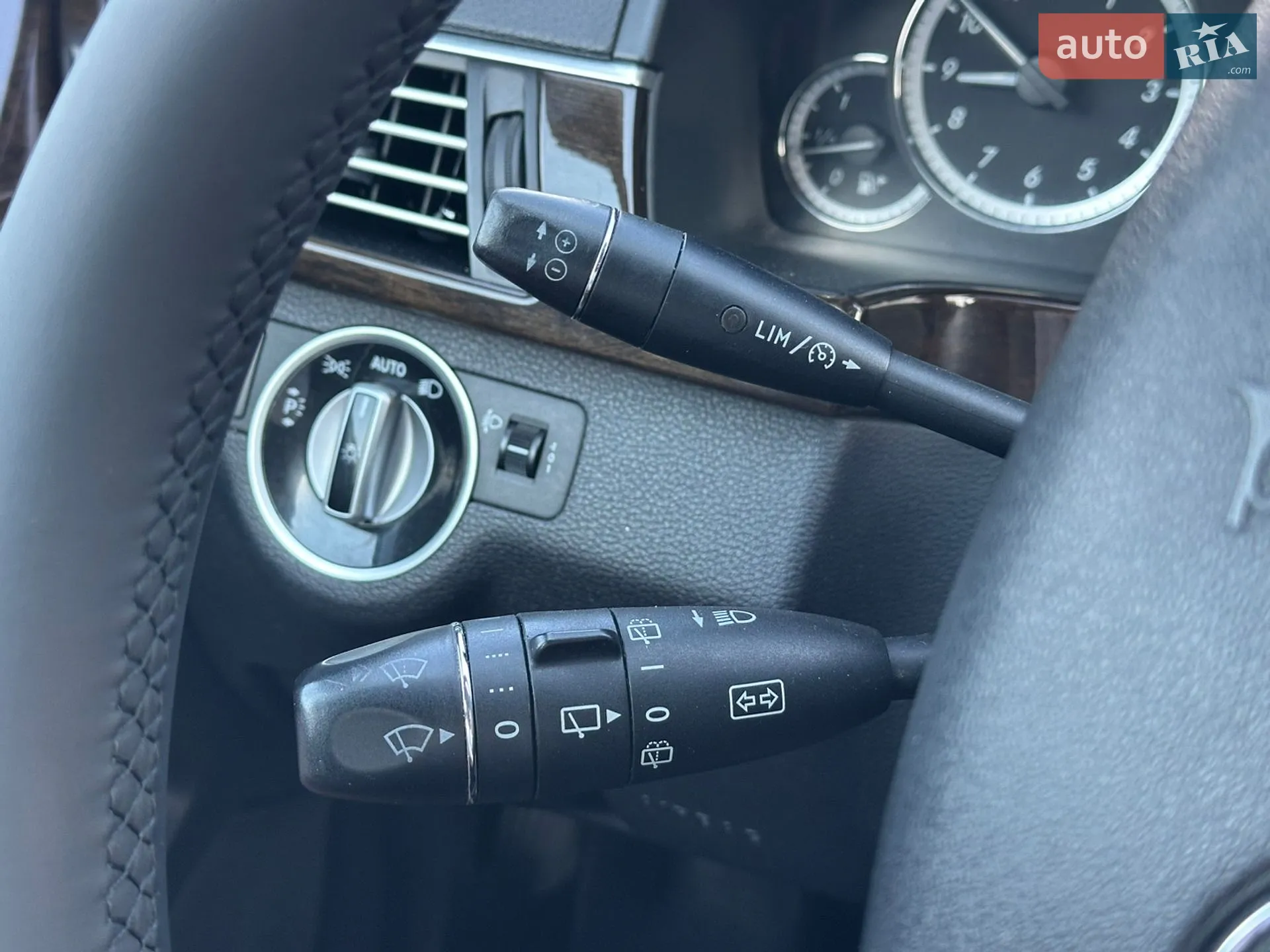 2012 Mercedes-Benz E-klasse - мініатюра 35