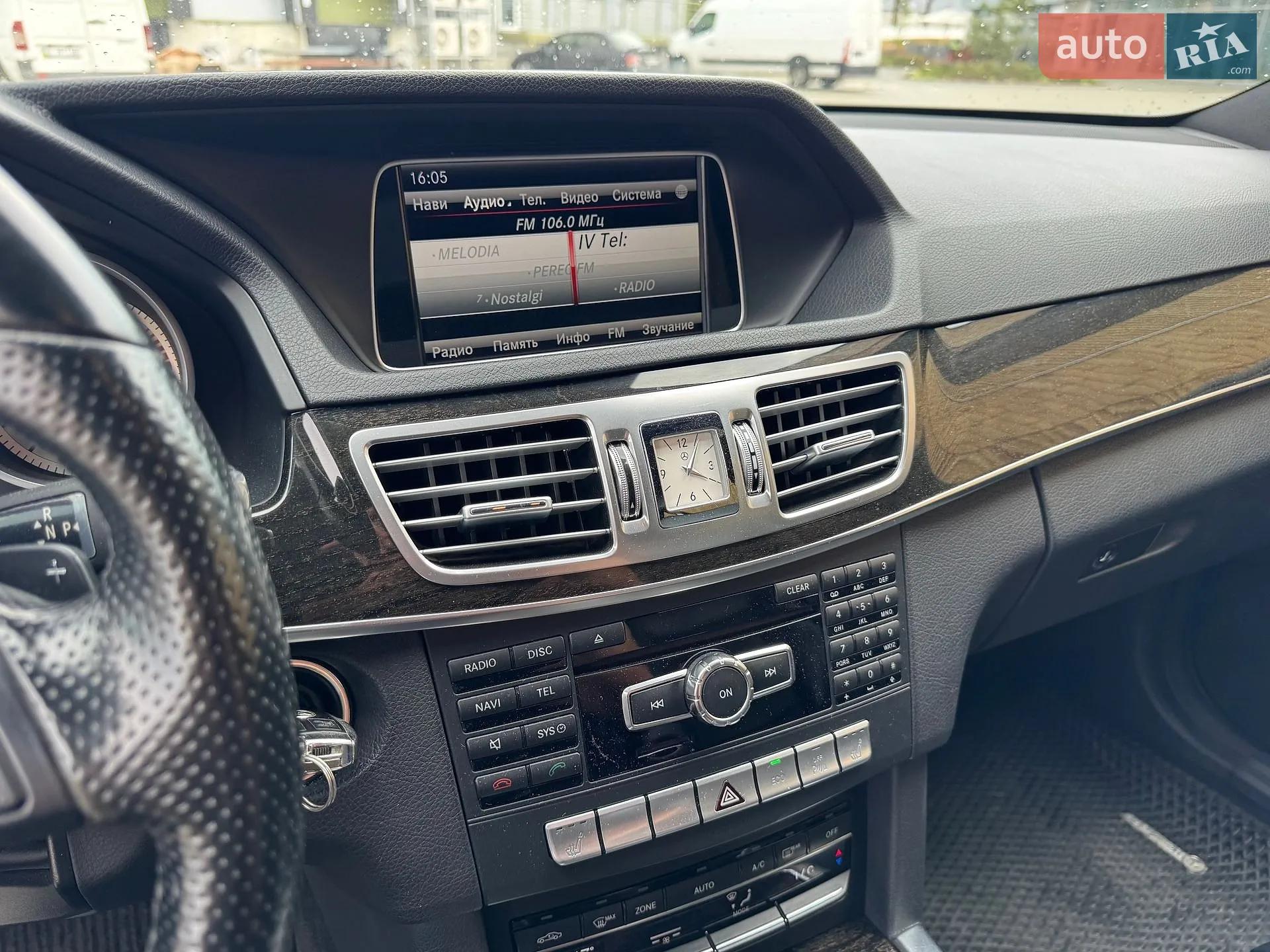 2015 Mercedes-Benz E-klasse - мініатюра 24