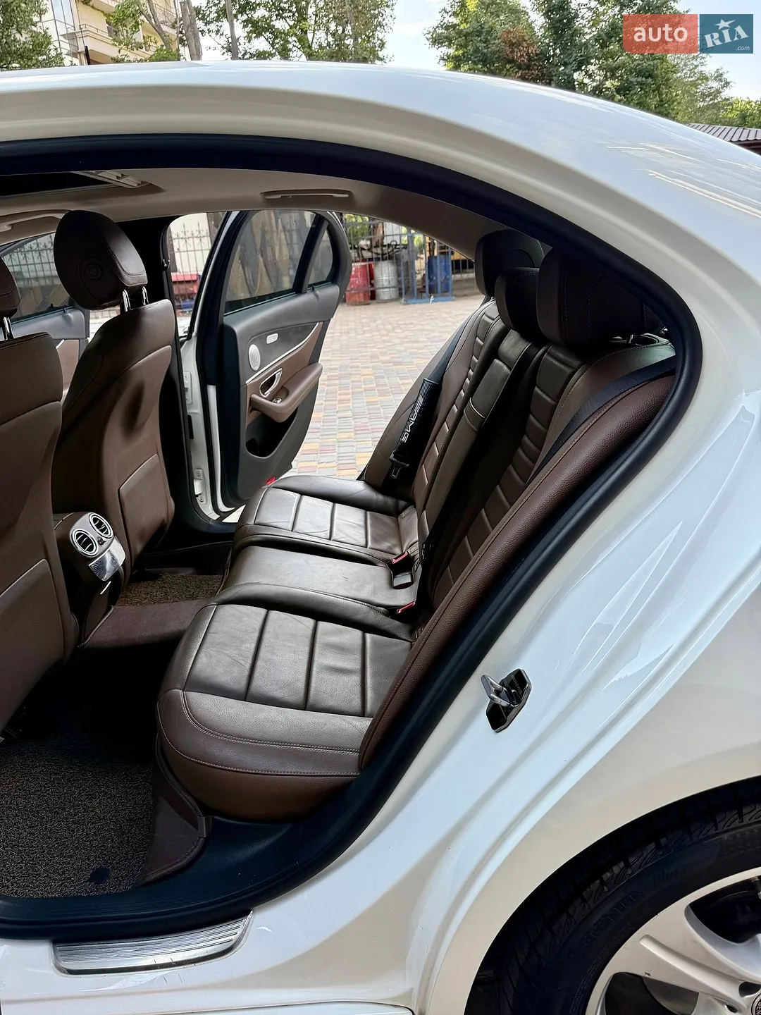 2016 Mercedes-Benz E-klasse - мініатюра 12