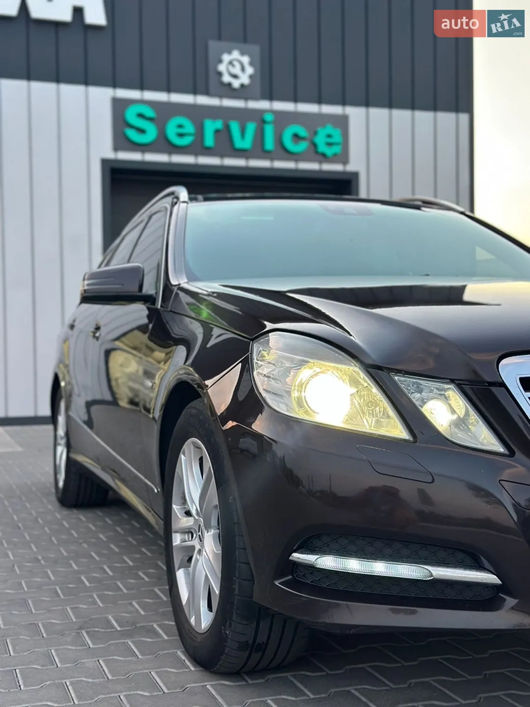 2010 Mercedes-Benz E-klasse - мініатюра 15