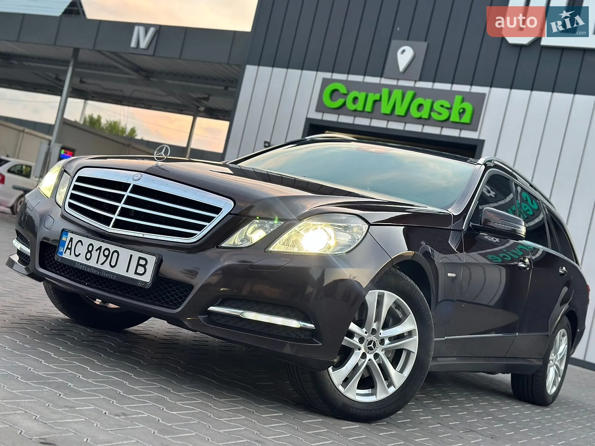 2010 Mercedes-Benz E-klasse - мініатюра 44
