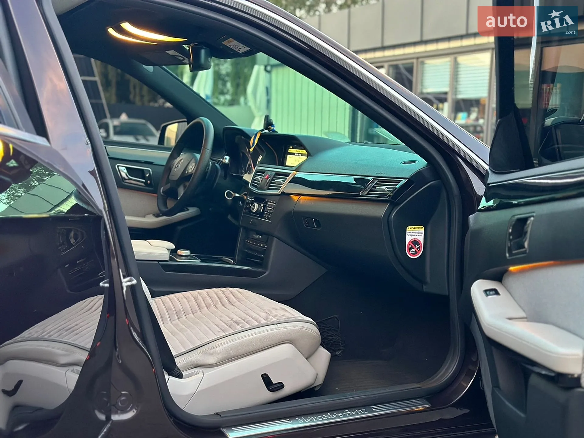 2010 Mercedes-Benz E-klasse - мініатюра 85