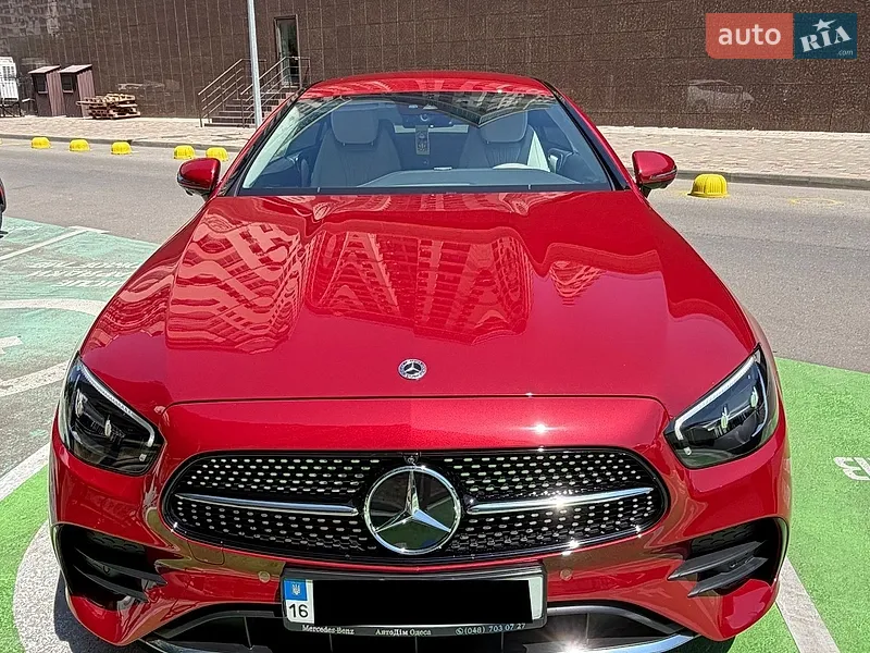 Mercedes-Benz E-Class 2022