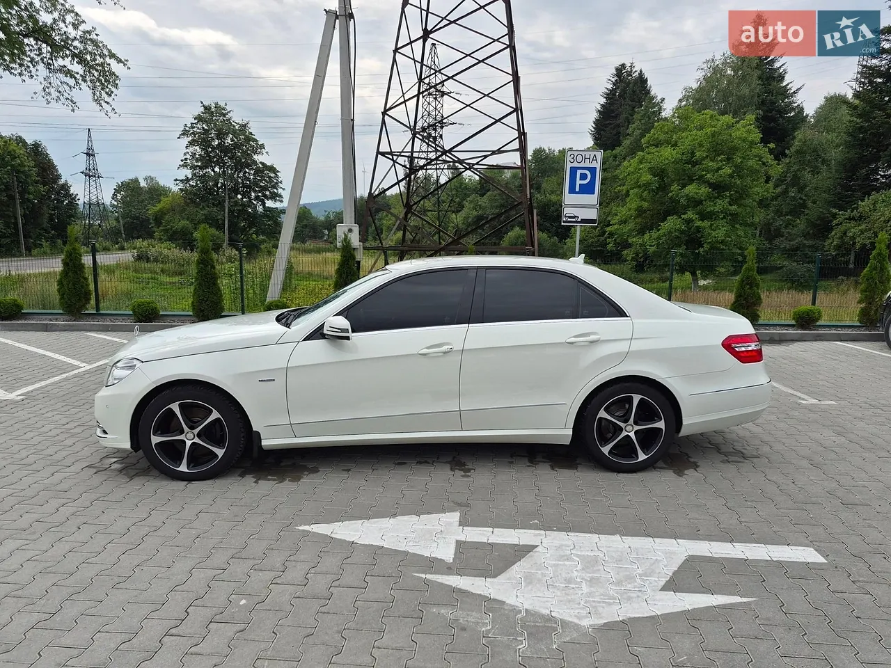 2013 Mercedes-Benz E-klasse - мініатюра 18