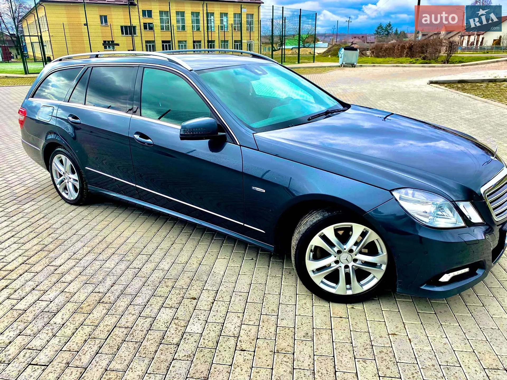 2010 Mercedes-Benz E-klasse - мініатюра 5
