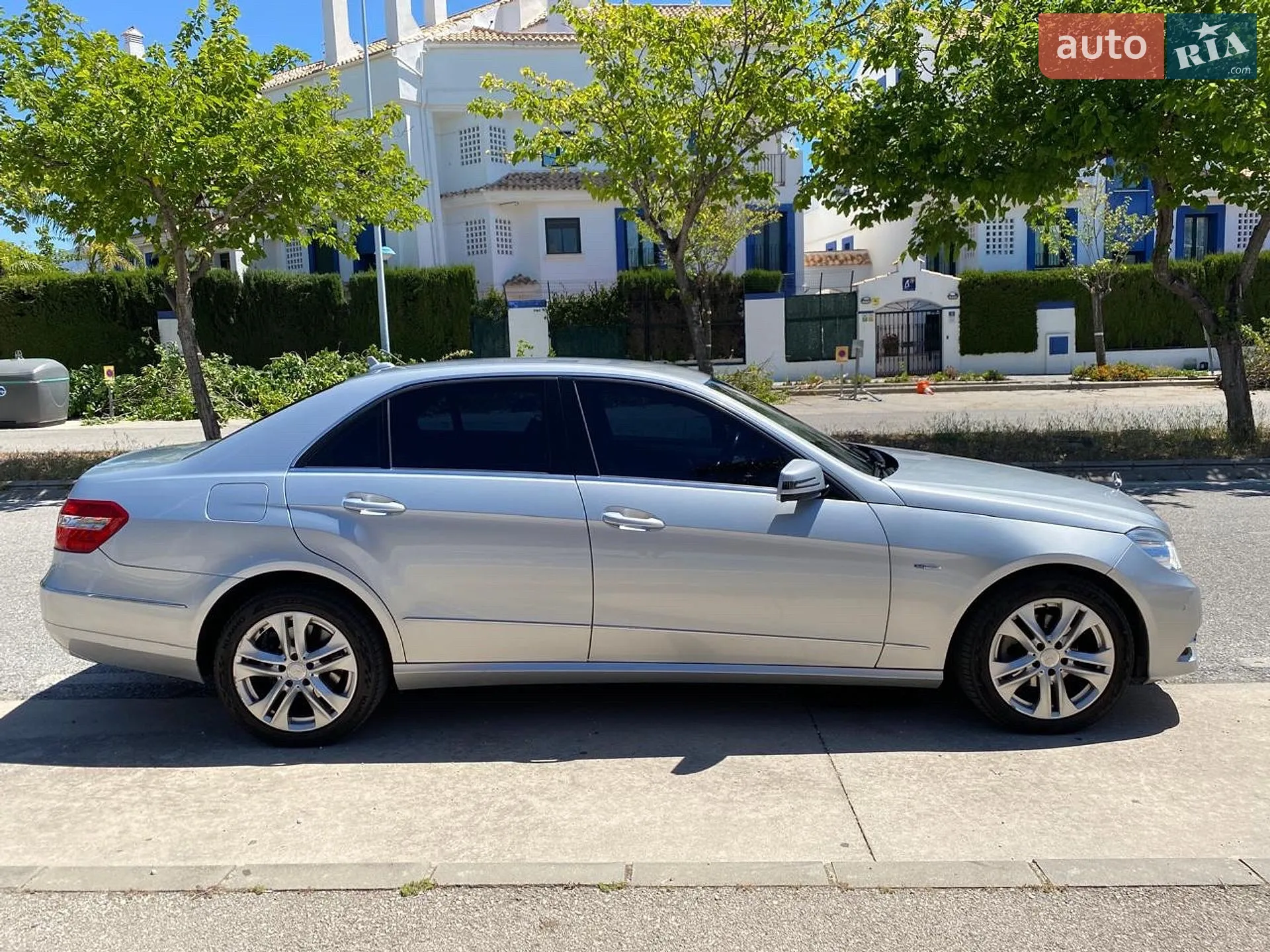 2010 Mercedes-Benz E-klasse - мініатюра 4