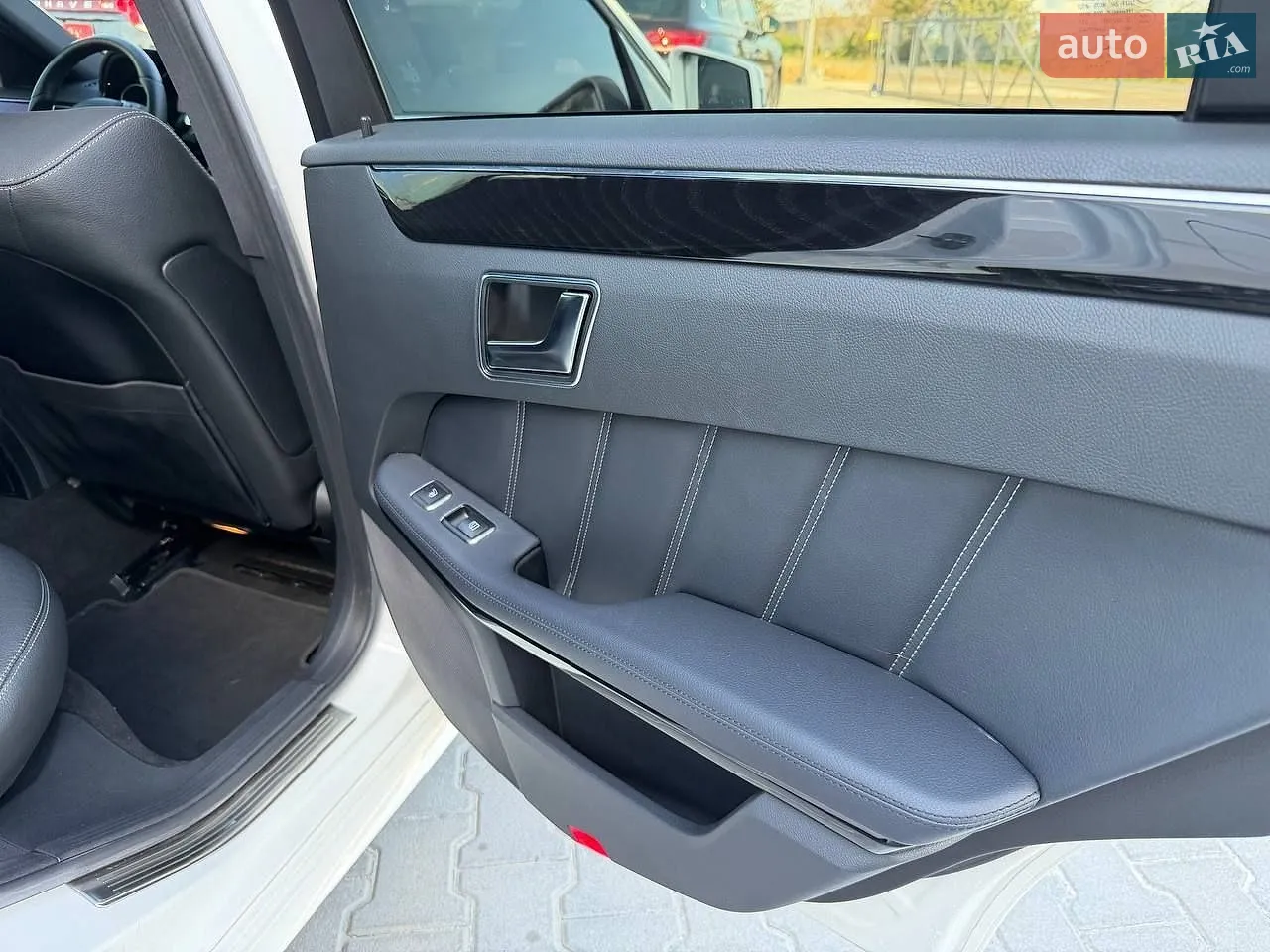 2016 Mercedes-Benz E-klasse - мініатюра 18
