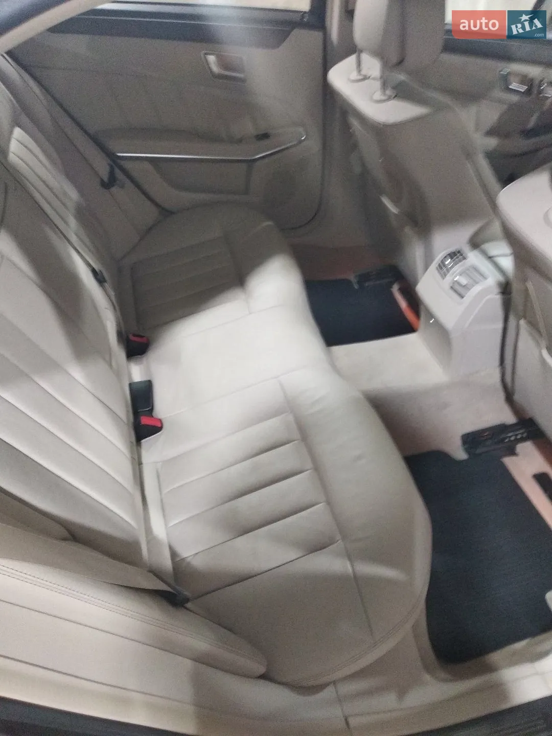 2013 Mercedes-Benz E-klasse - мініатюра 8