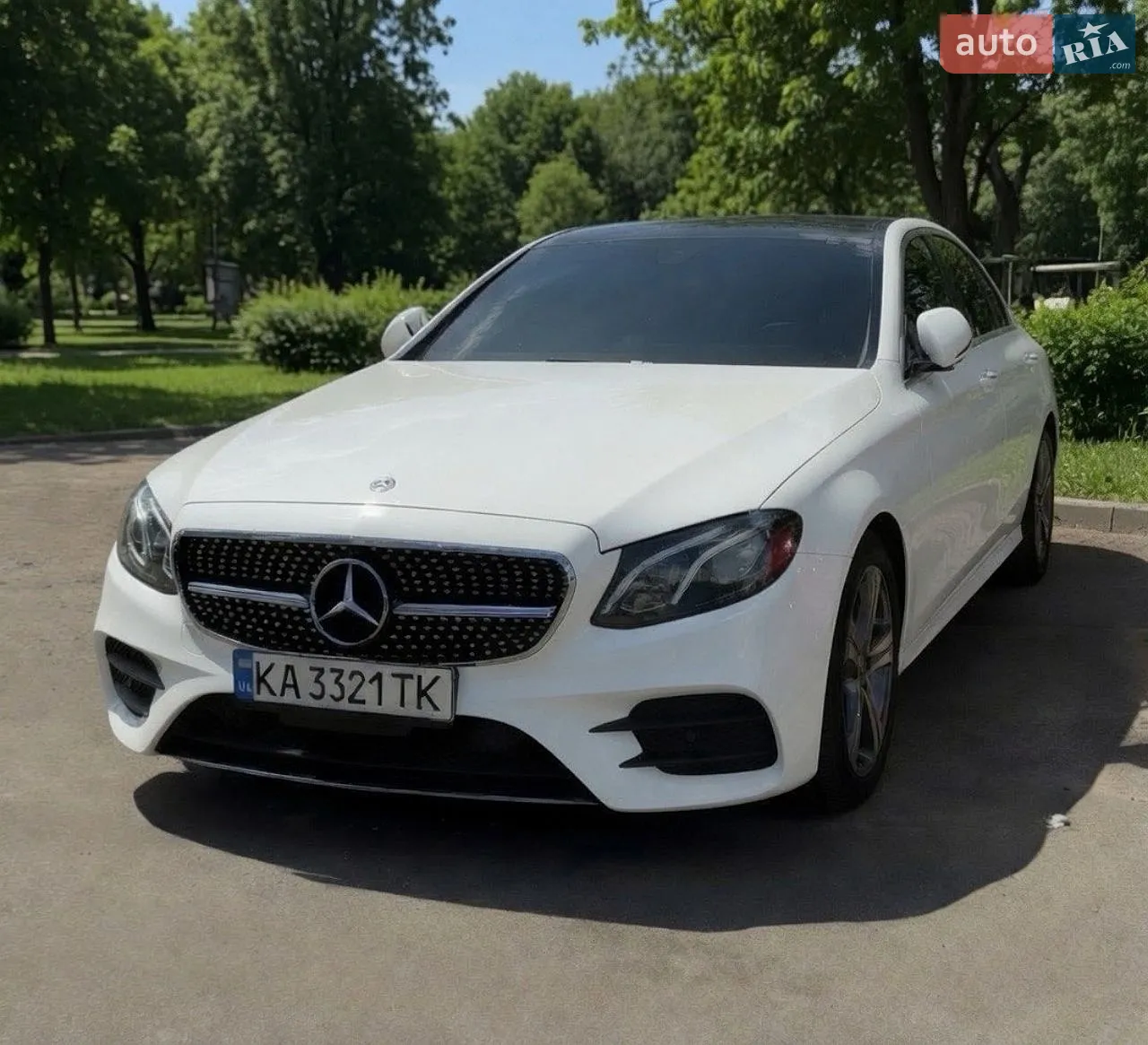 Mercedes-Benz E-Class 2019 VIN WDDZF8EB3LA699420 фото оголошення 3 з 22