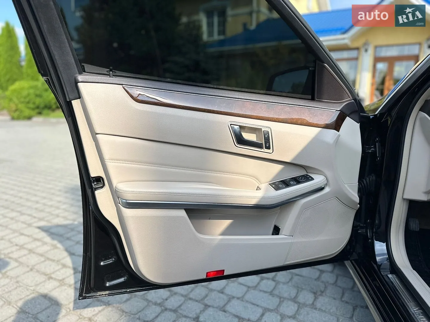 2013 Mercedes-Benz E-klasse - мініатюра 19