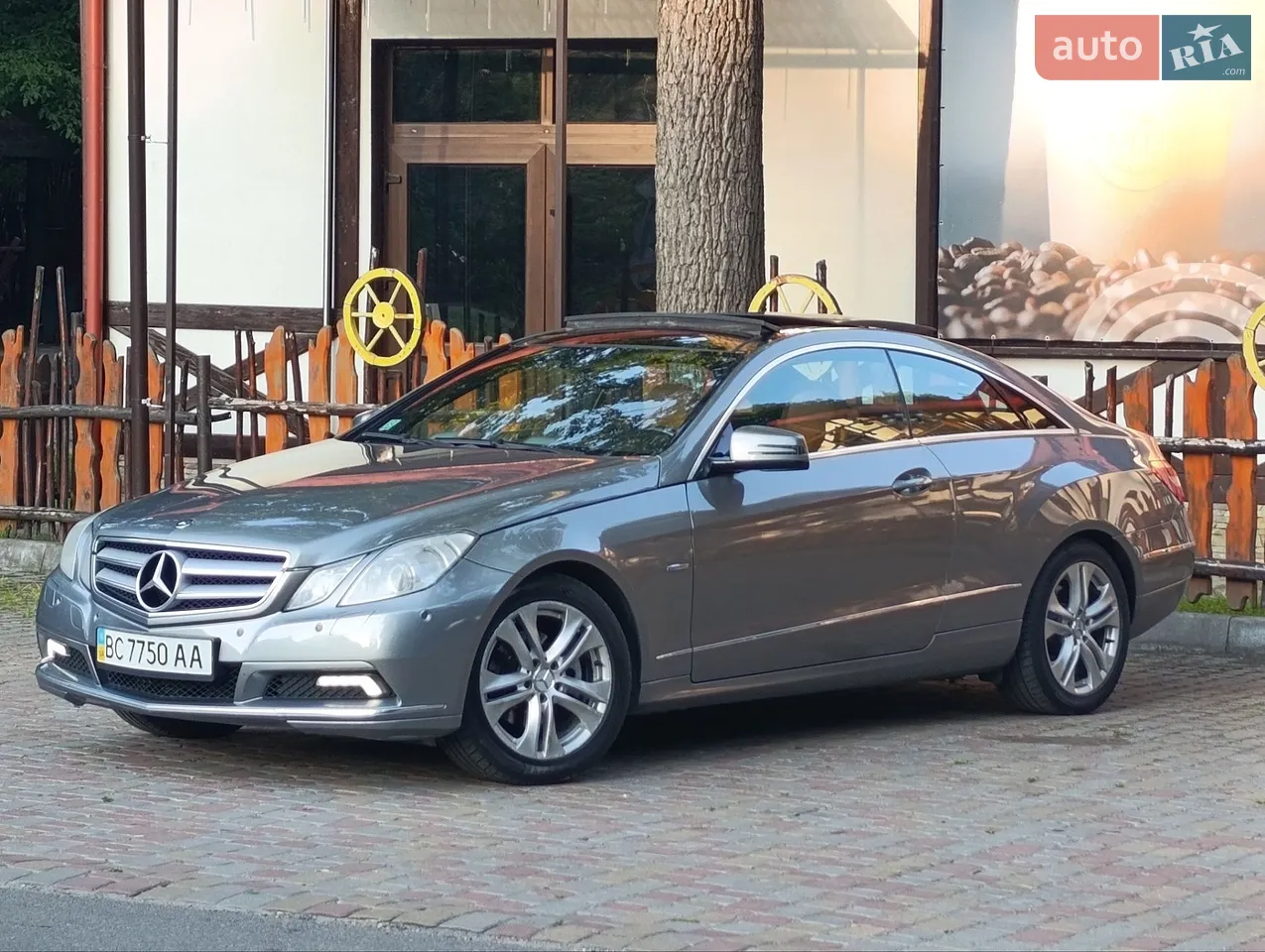 2010 Mercedes-Benz E-klasse - мініатюра 15