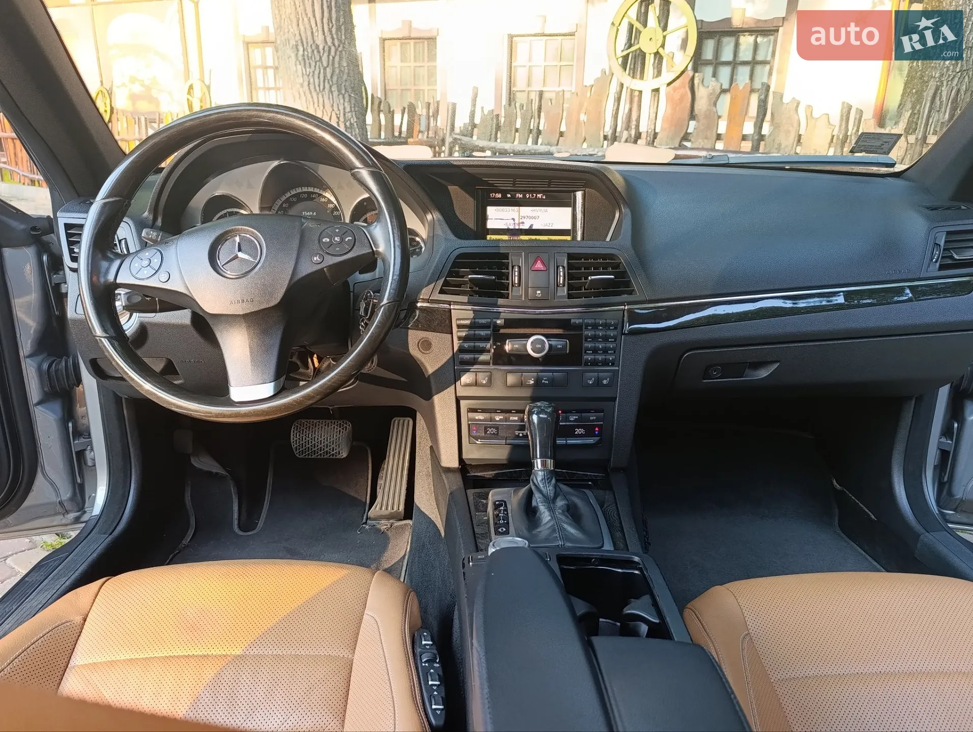 2010 Mercedes-Benz E-klasse - мініатюра 31