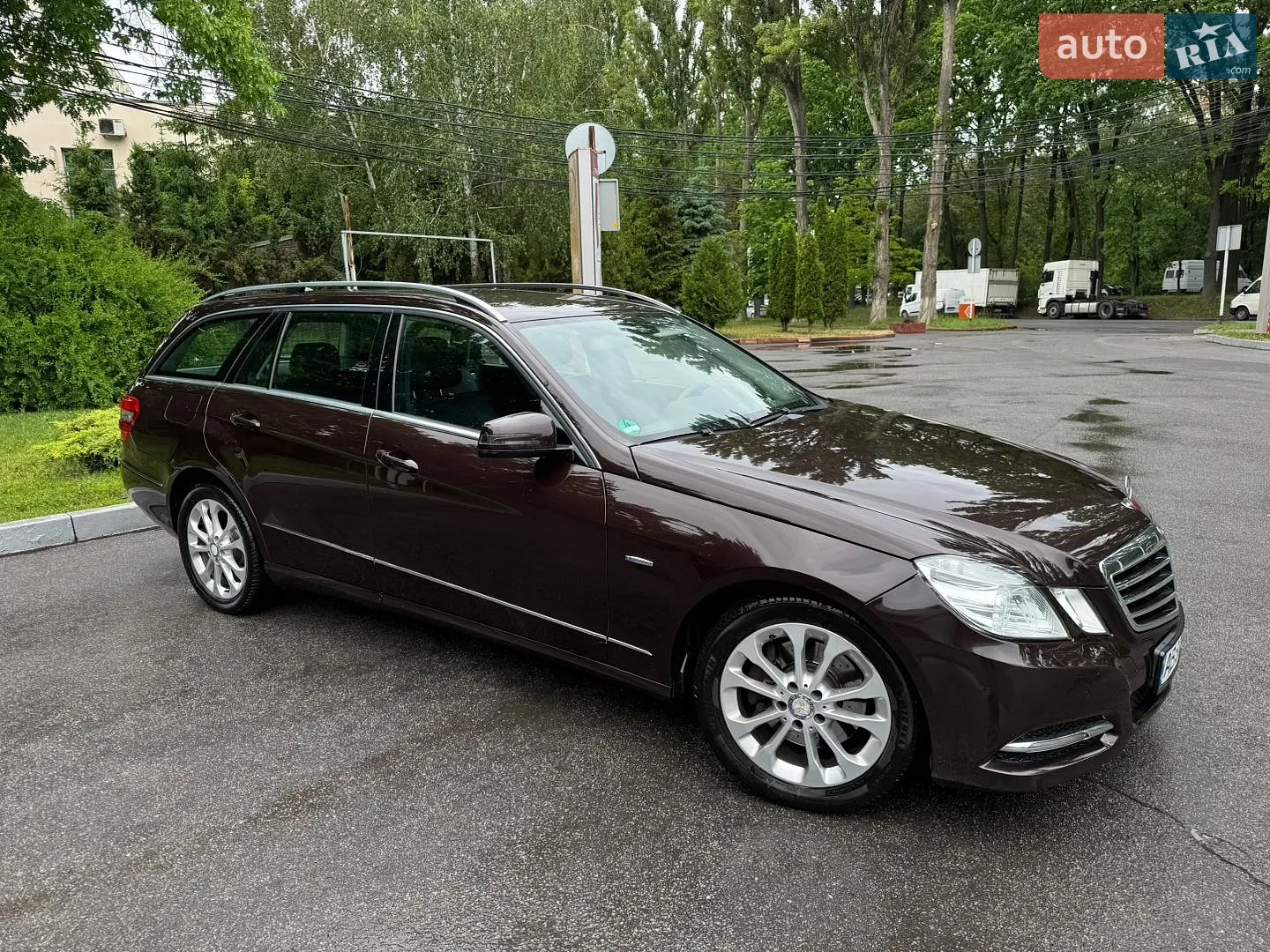 2011 Mercedes-Benz E-klasse - мініатюра 2